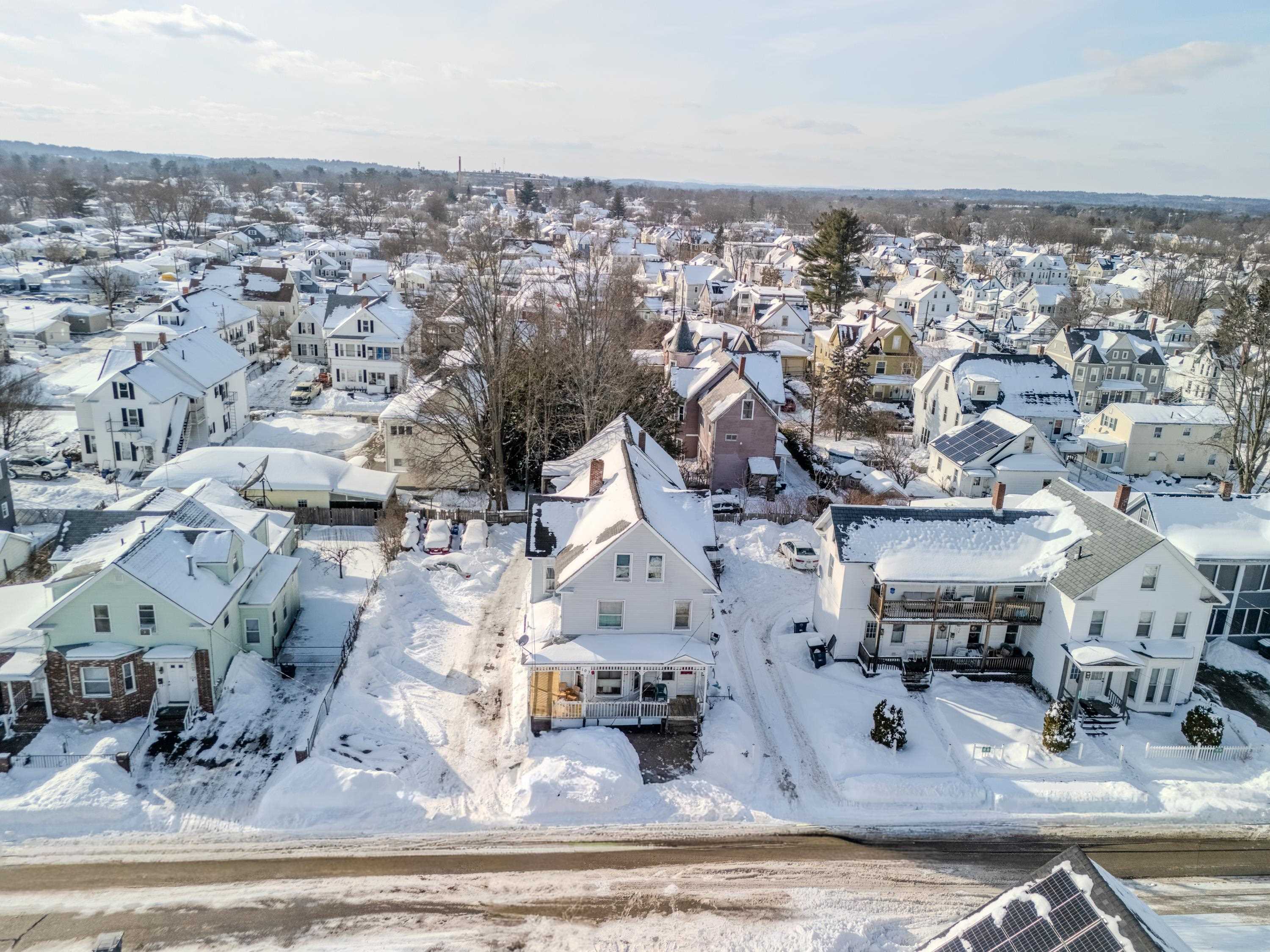 103 Ash St, Nashua, NH 03060-4543