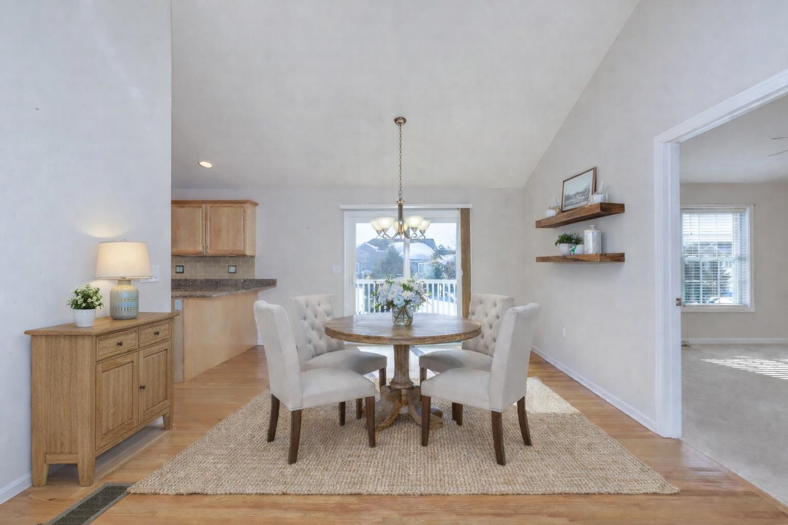 20 Cricketfield Ln, Hudson, NH 03051