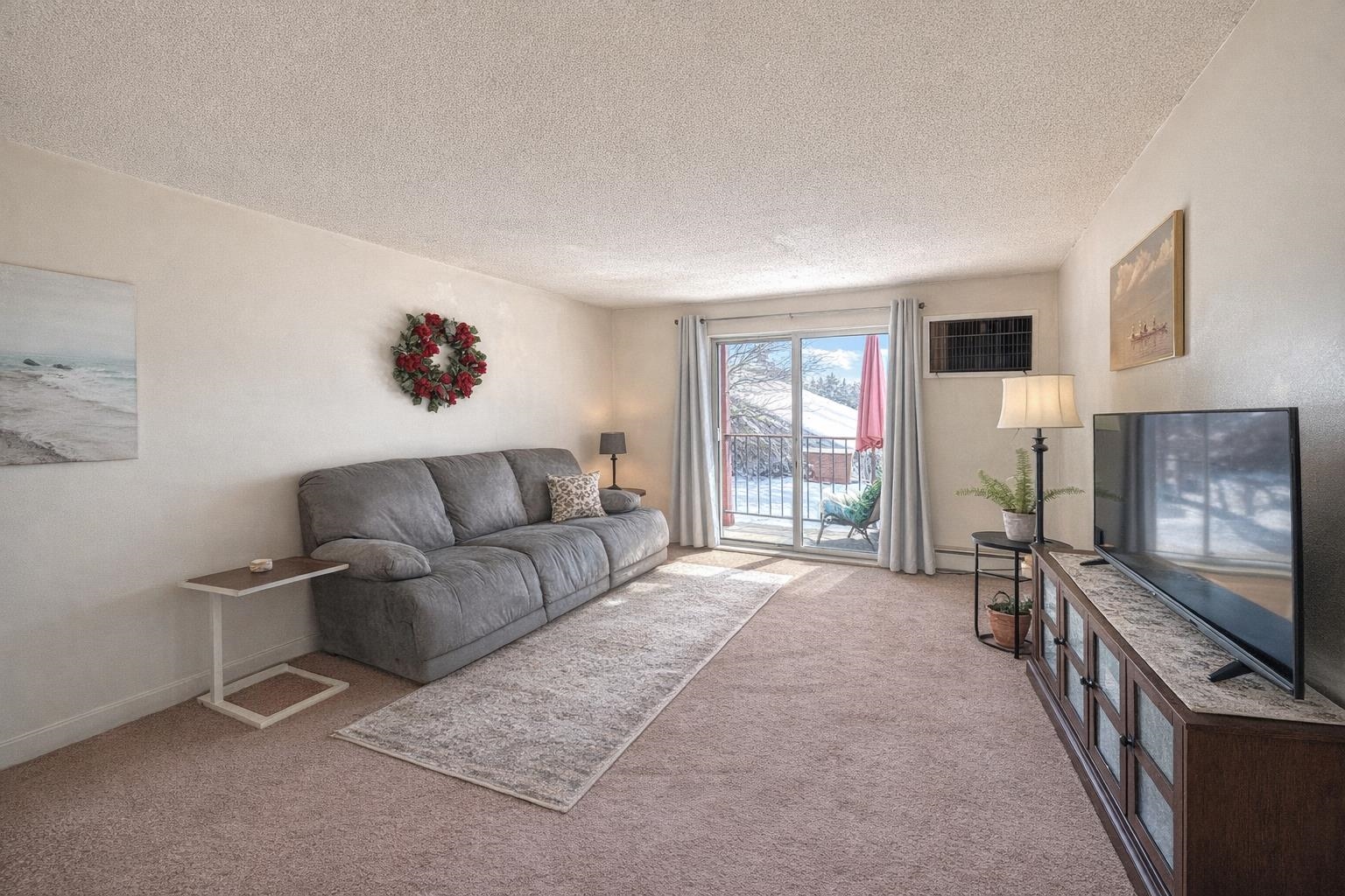 12 East Side Dr, Concord, NH 03301