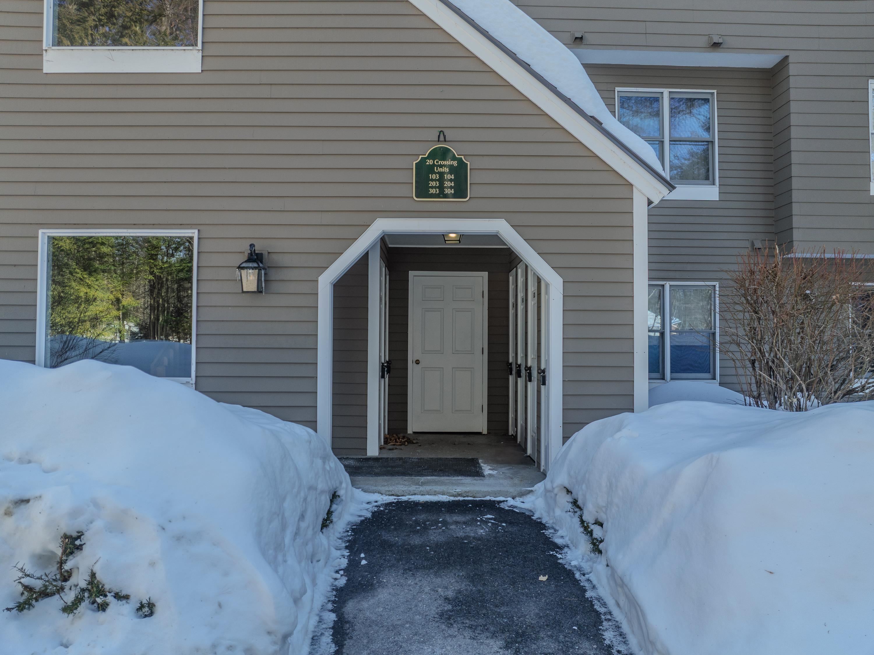 20 Crossing Dr #104, Woodstock, NH 03293
