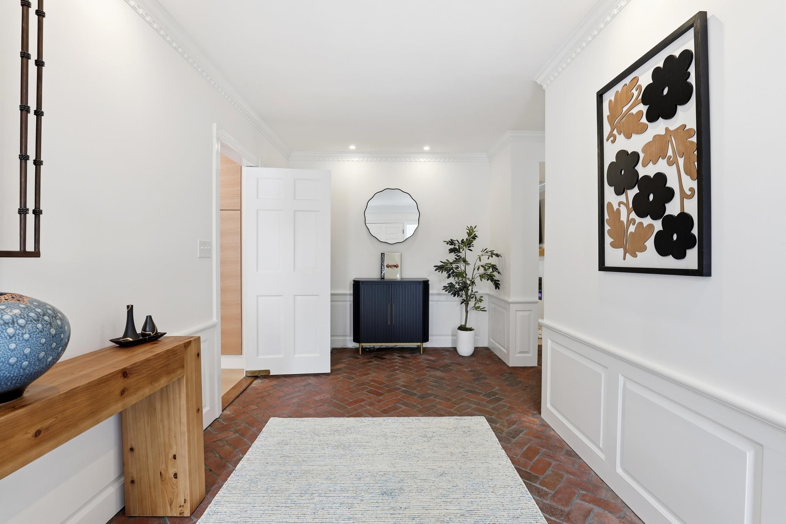 120 Ledgewood Rd, Manchester, NH 03104