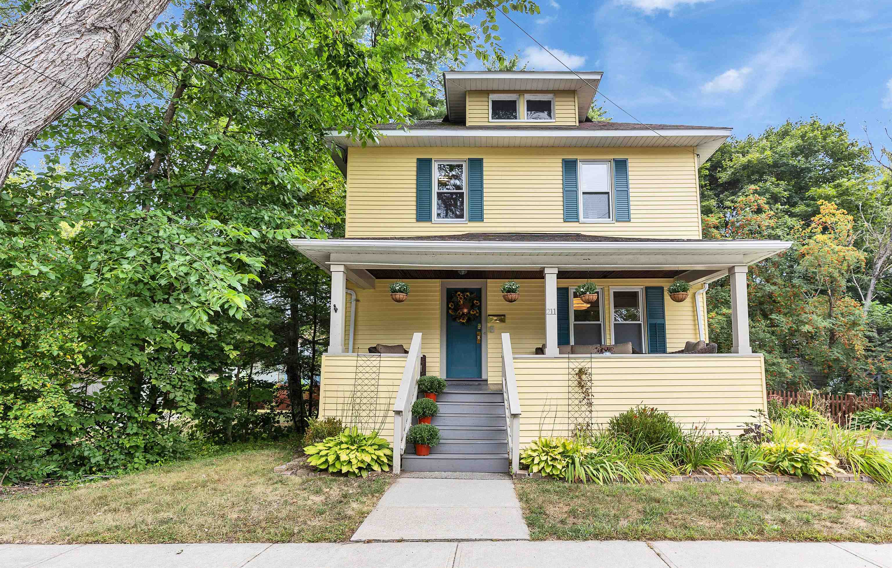 211 Elm St, Keene, NH 03431