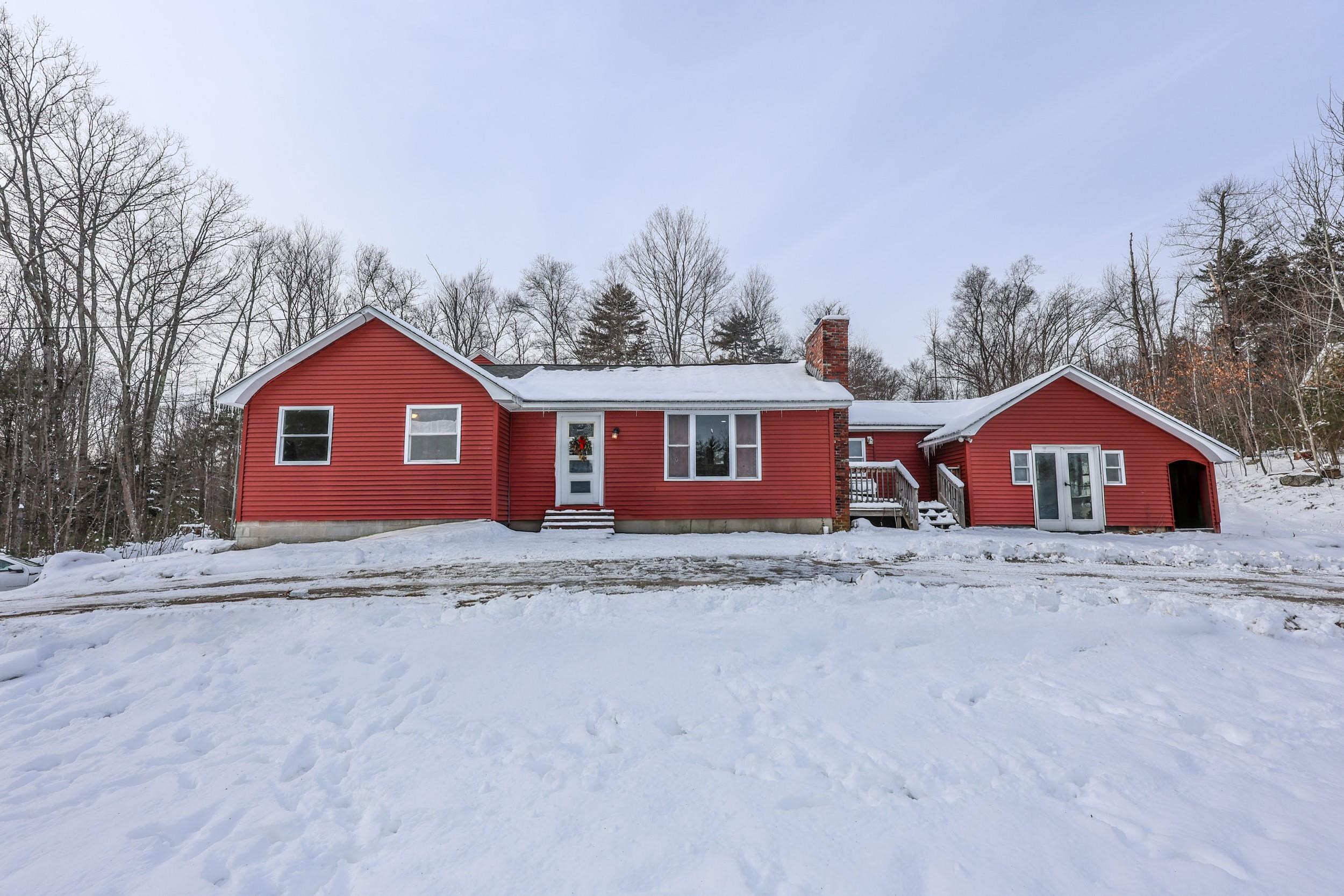 128 N Shore Rd, Derry, NH 03038