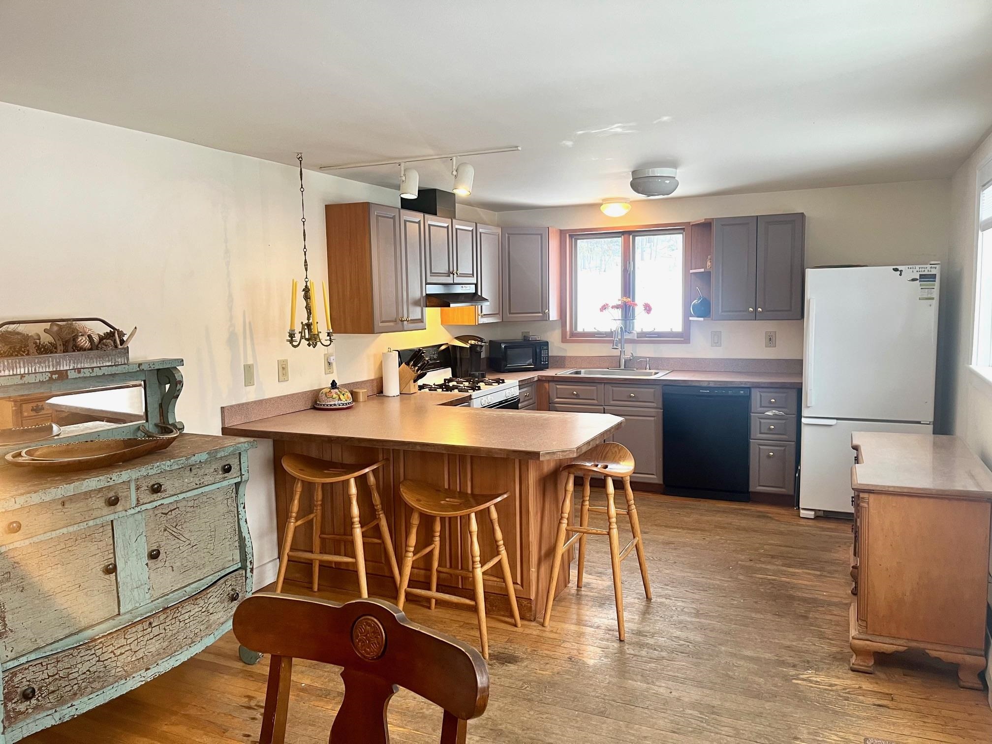 139 Turner Rd, Wentworth, NH 03282