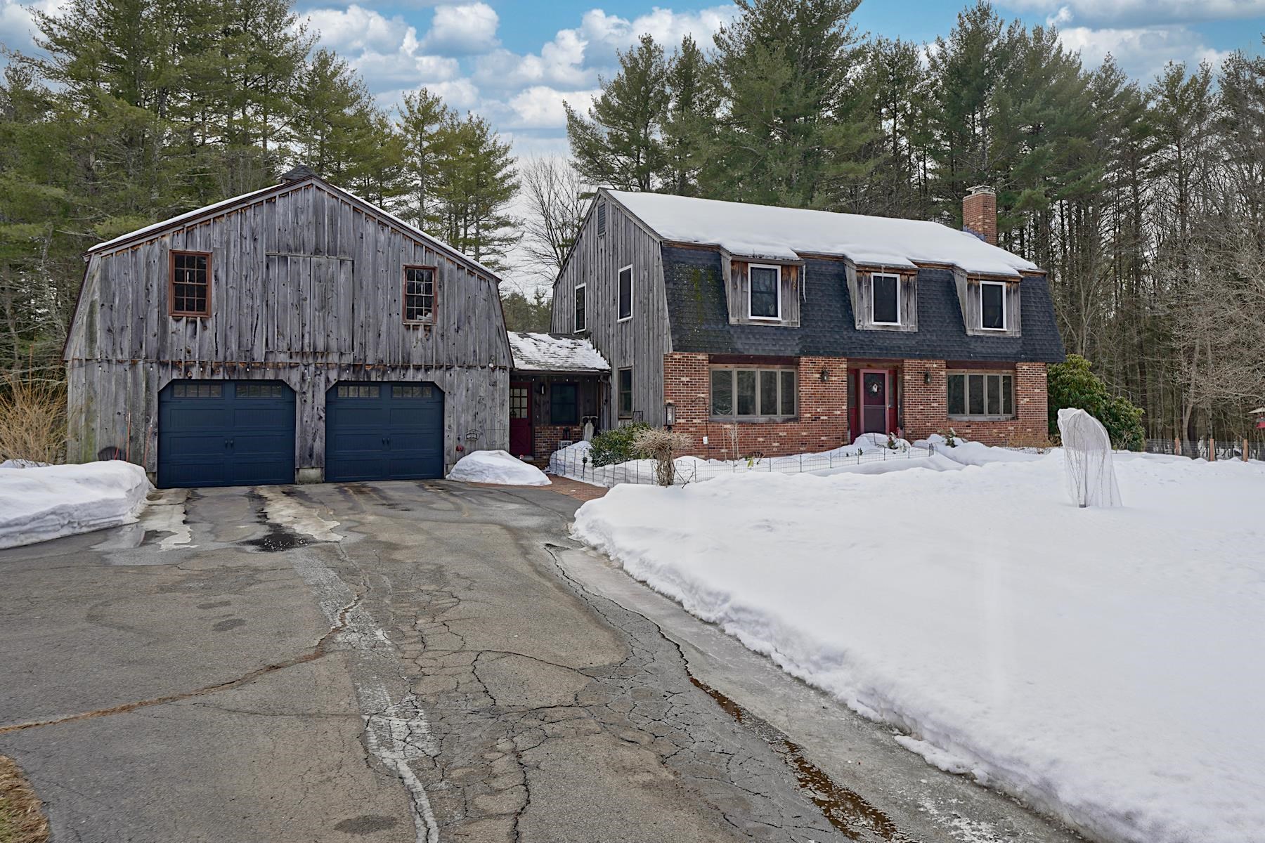 120 Exeter Rd, North Hampton, NH 03862
