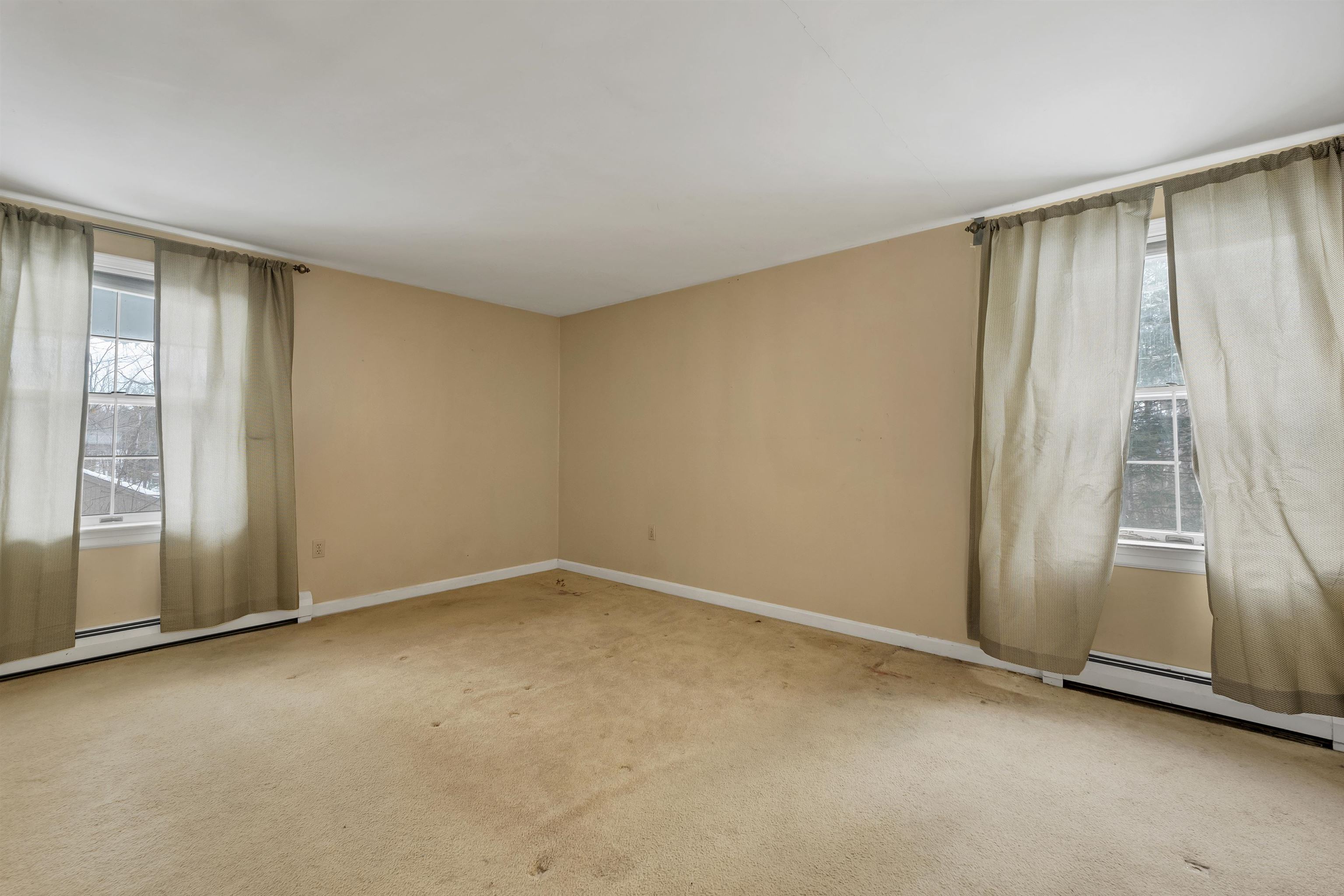 53 Oak Knoll Rd, Meredith, NH 03253