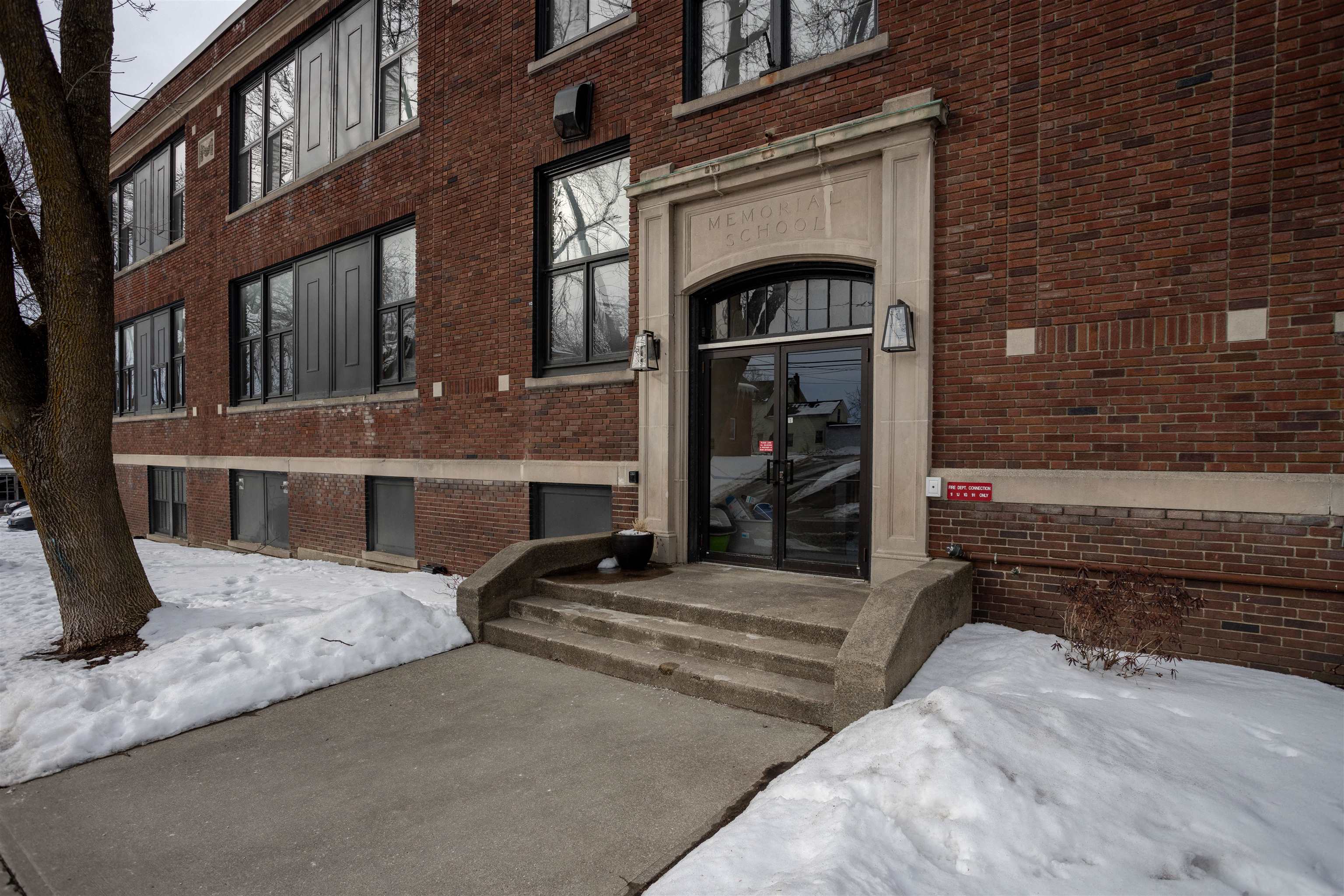 67 Union Street Unit: 1D