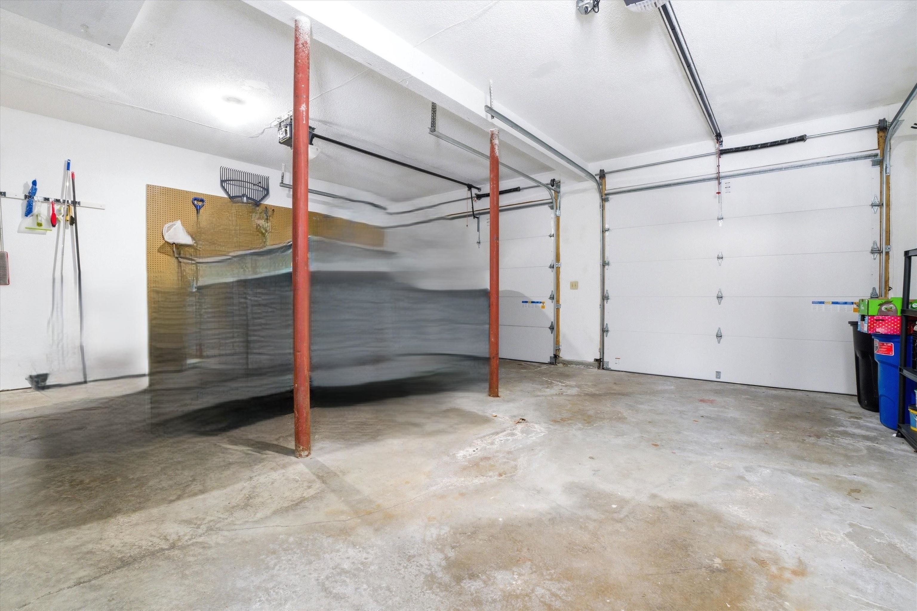 47 Drew Woods Dr, Derry, NH 03038