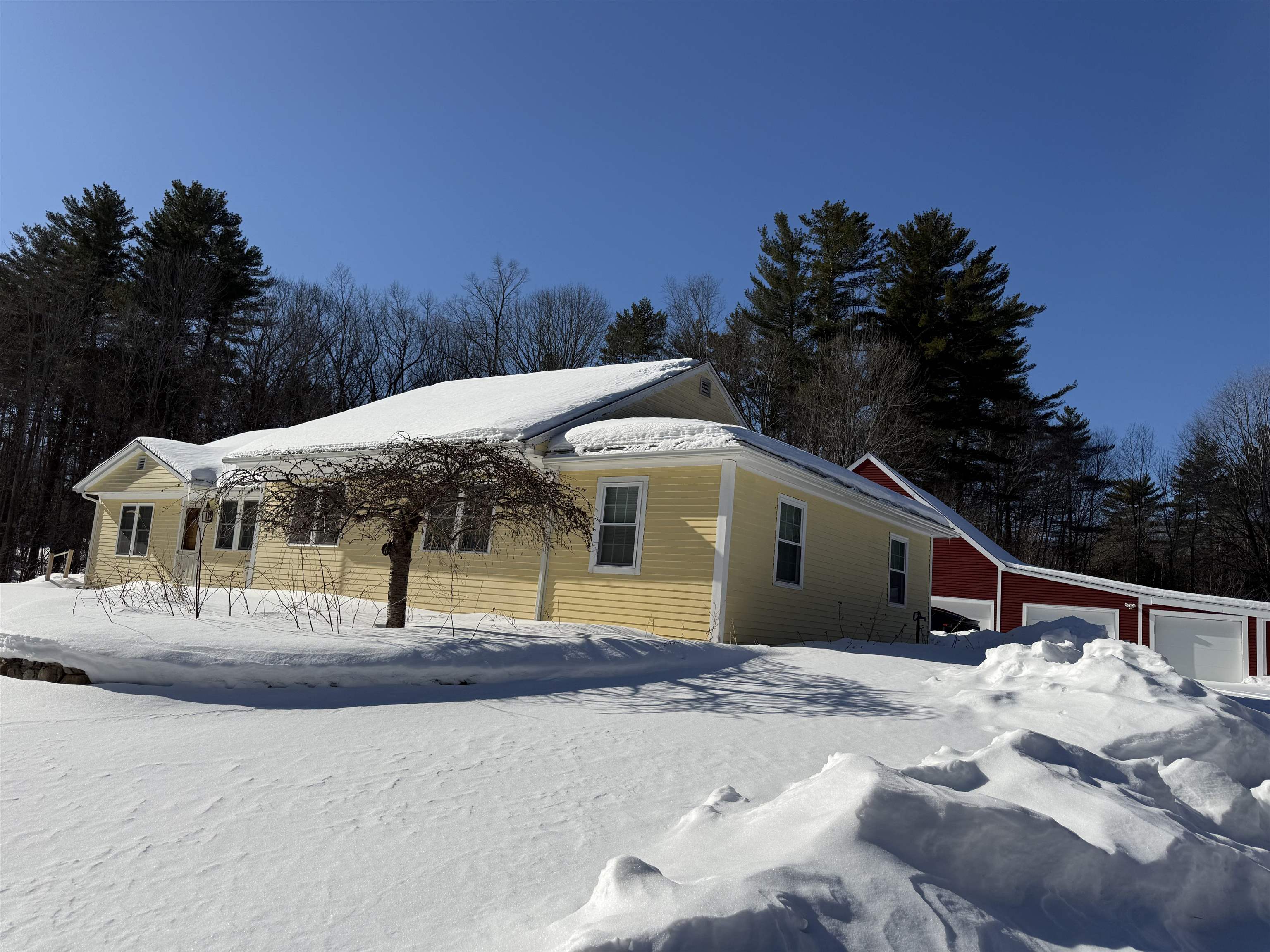 14 Garrison Ln, Exeter, NH 03833