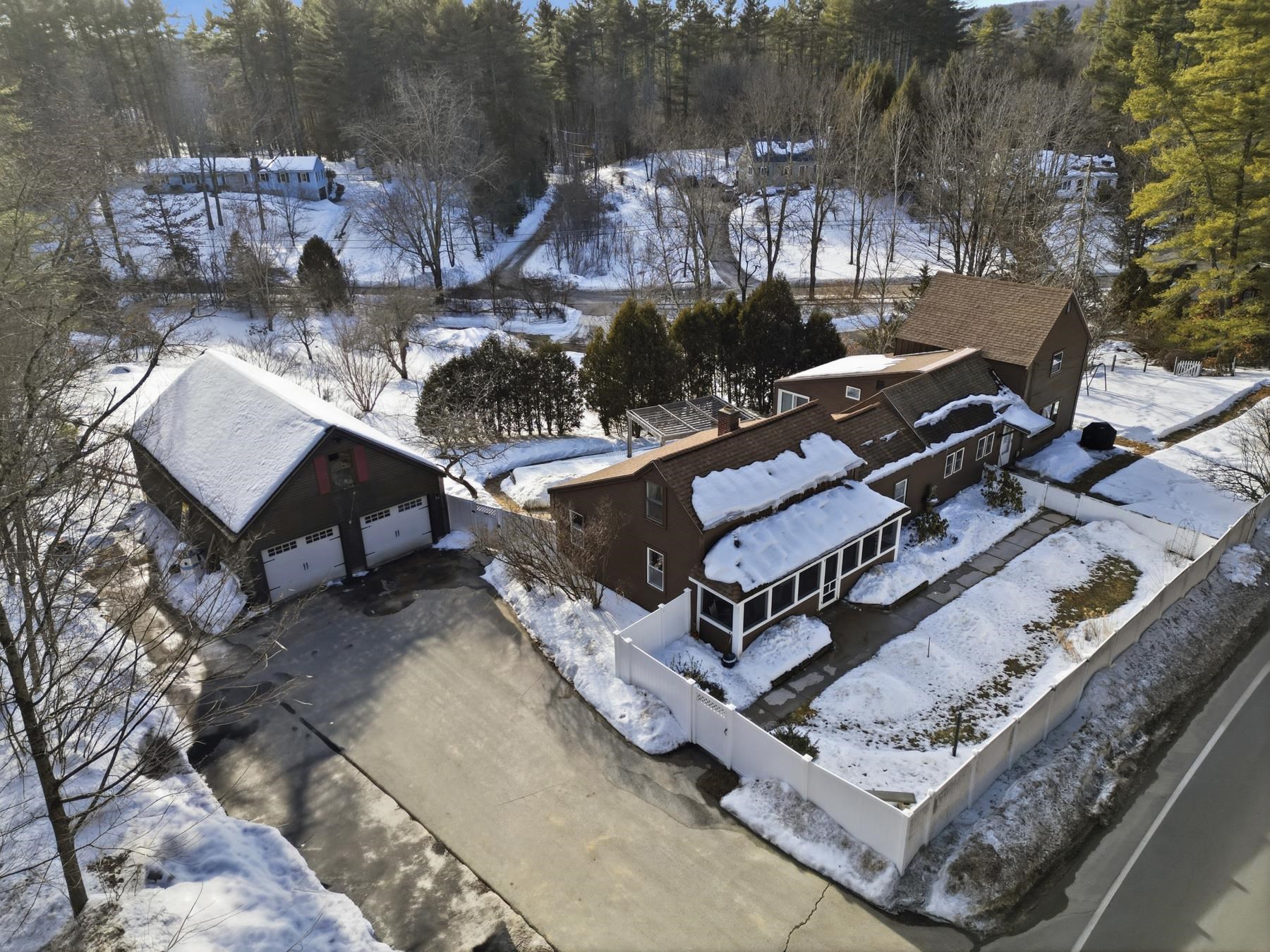 25 Pepperell Rd, Brookline, NH 03033