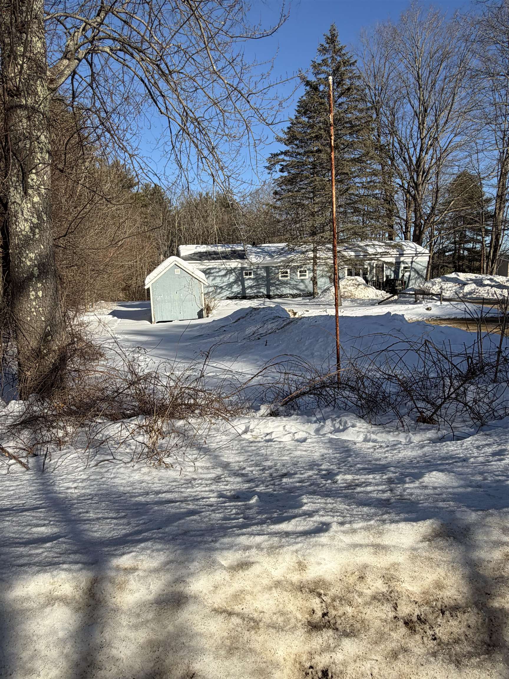 263 Pickpocket Rd, Brentwood, NH 03833