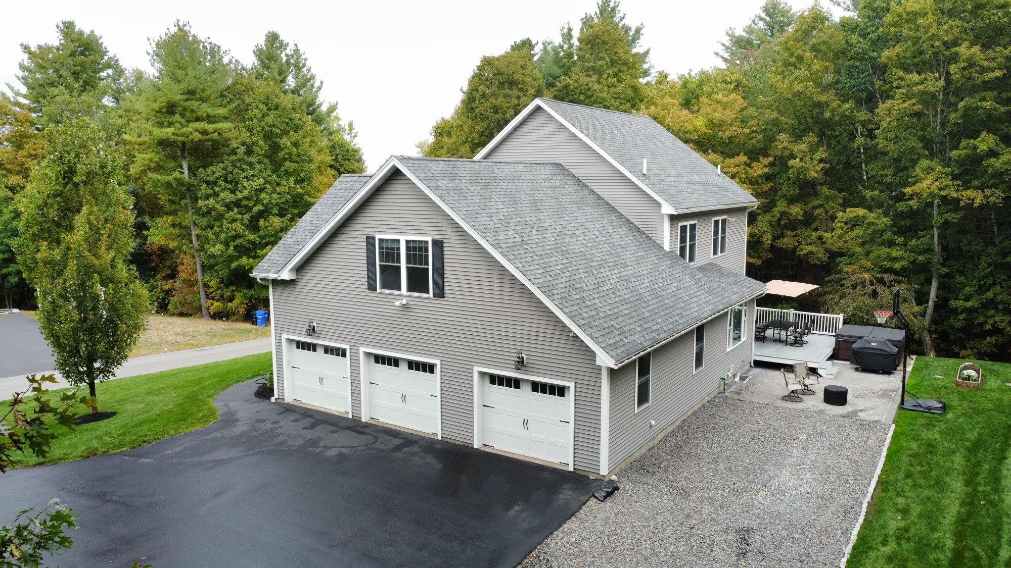 5 Senter Farm Rd, Hudson, NH 03051