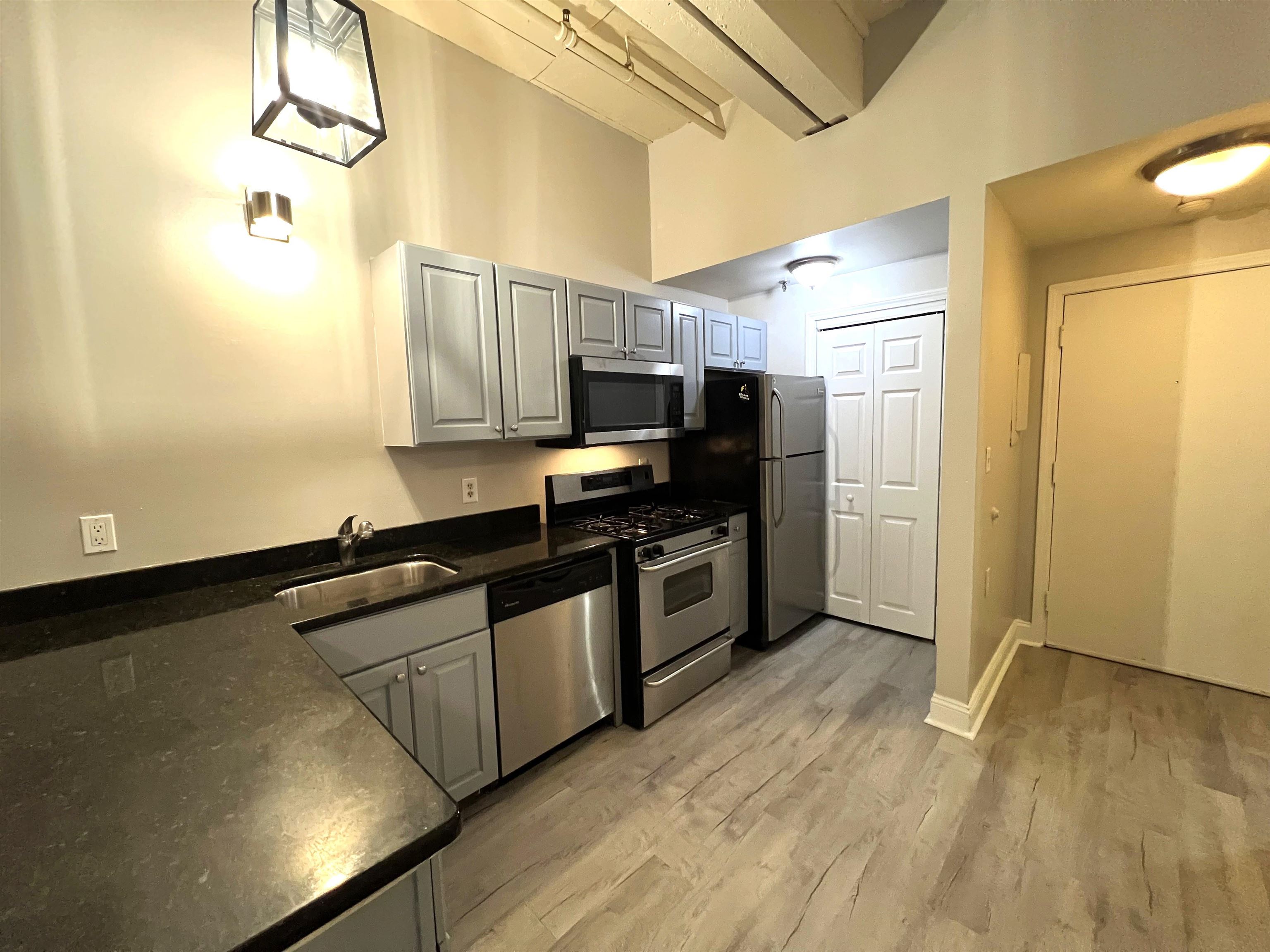 100 Main St #108, Pembroke, NH 03275