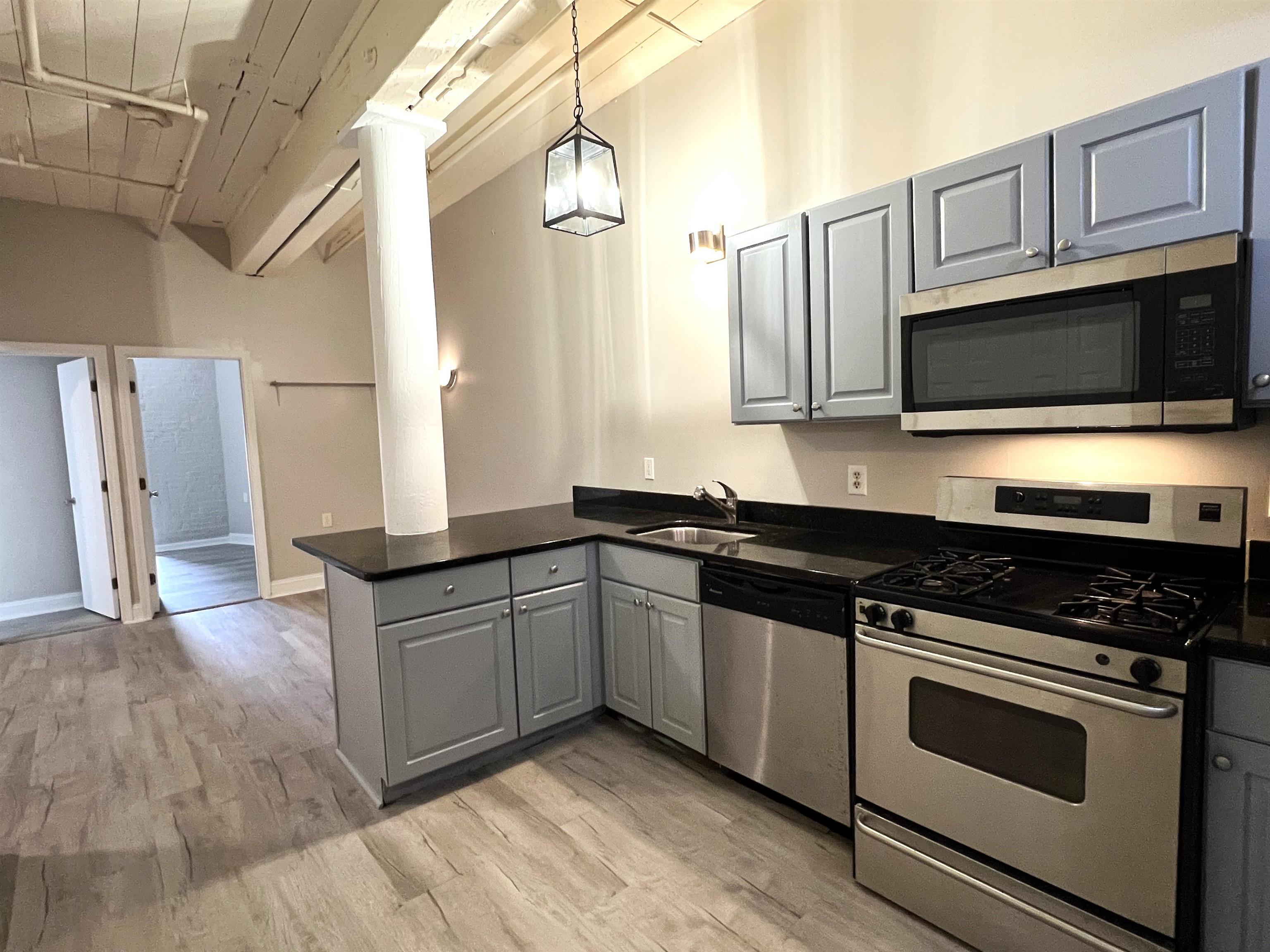 100 Main St #108, Pembroke, NH 03275