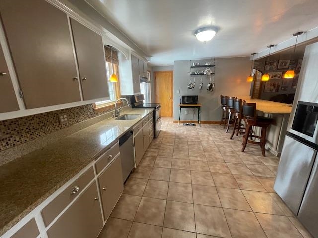 357 Pembroke St, Pembroke, NH 03275