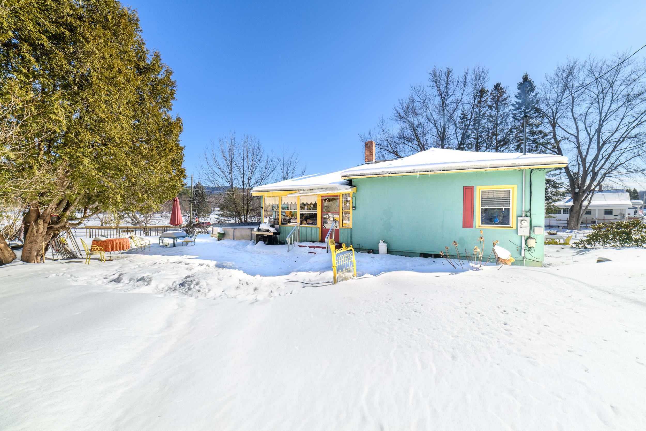 12 11th St, Berlin, NH 03570