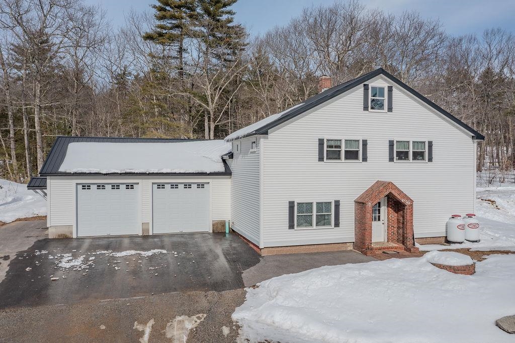 468 Mountain Ave, Northwood, NH 03261