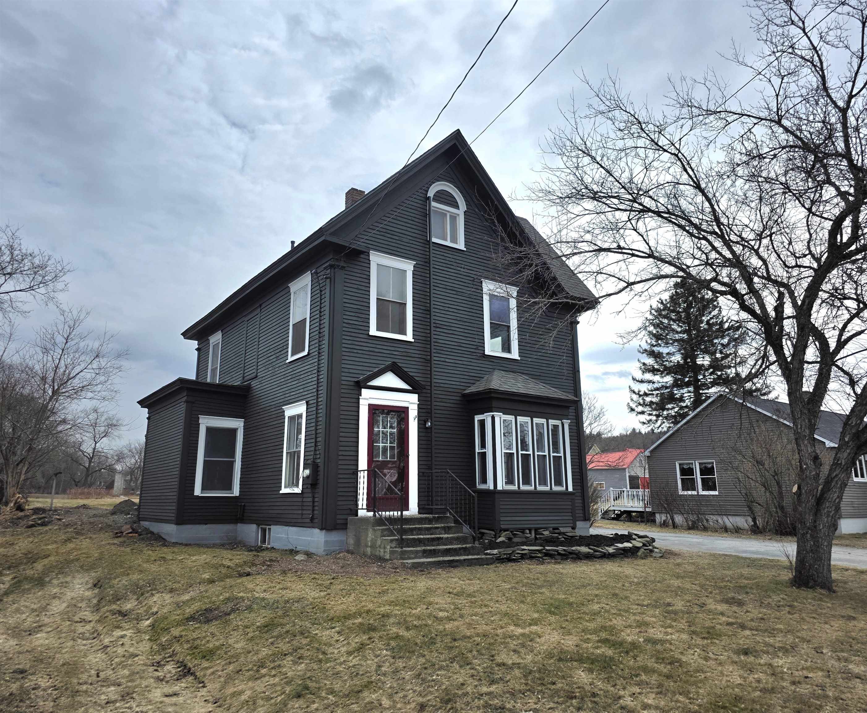 14 Lombard St, Colebrook, NH 03576