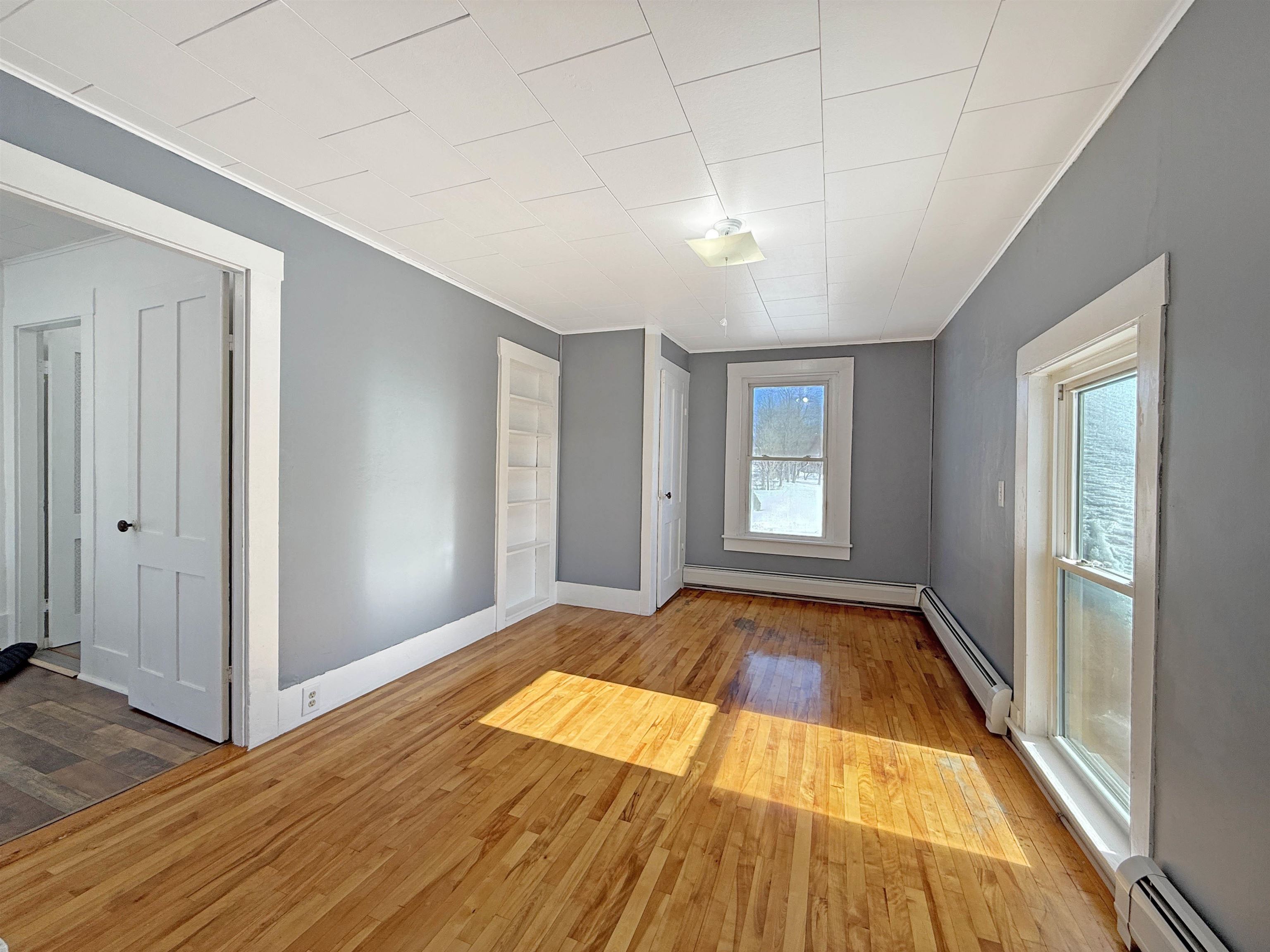 14 Lombard St, Colebrook, NH 03576