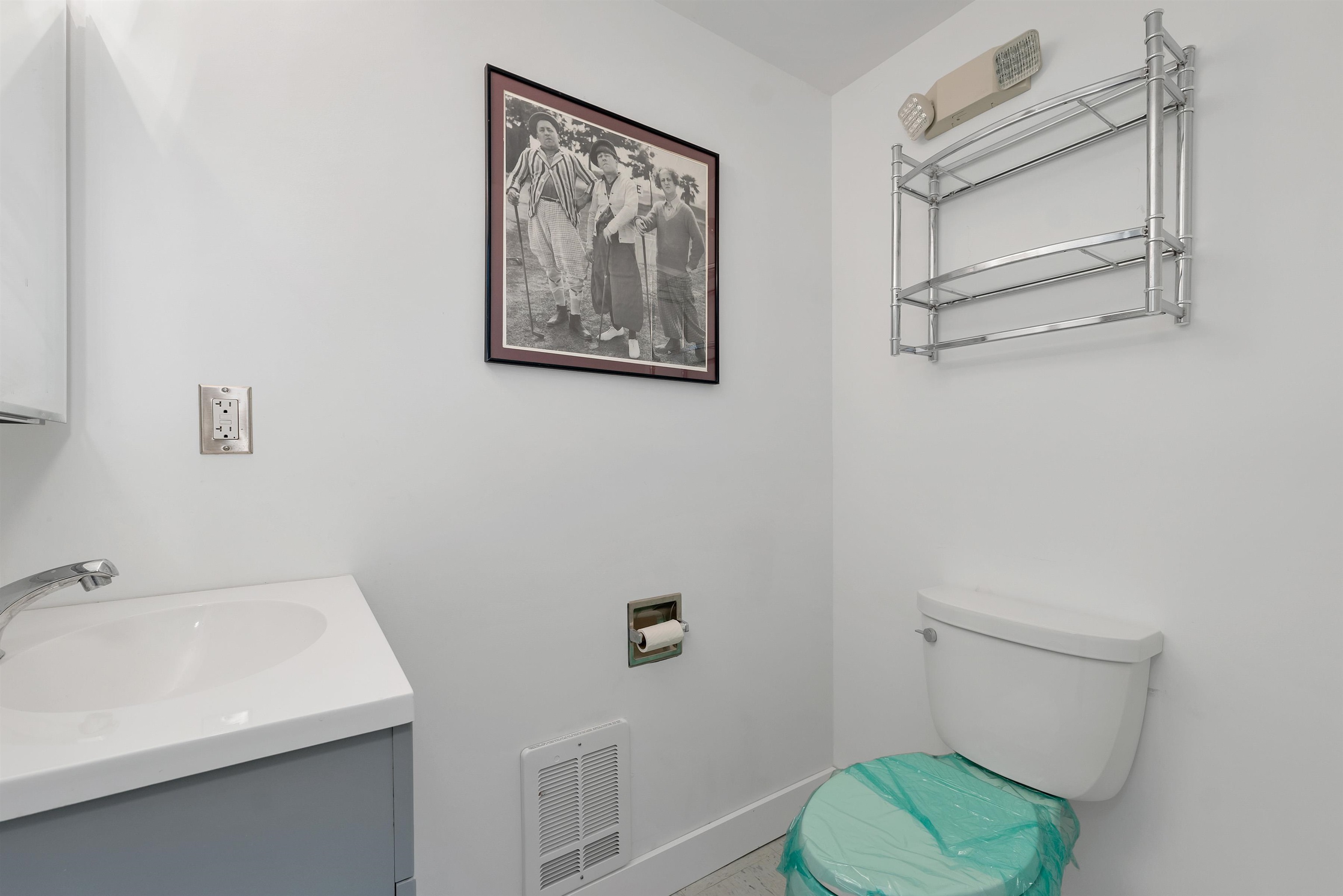 49 Glendale Pl, Gilford, NH 03249