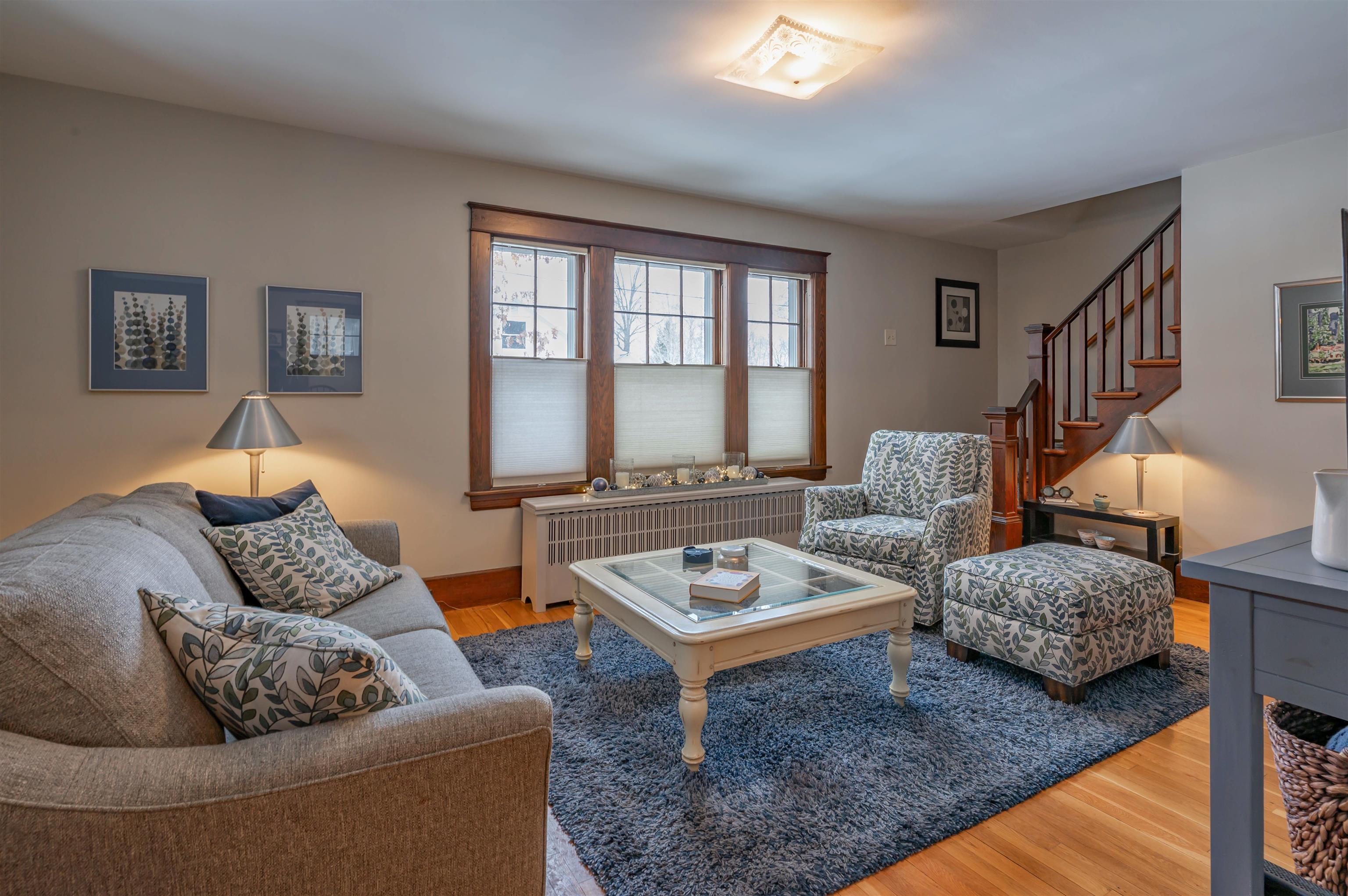 11 Pine Hill Ave, Nashua, NH 03064