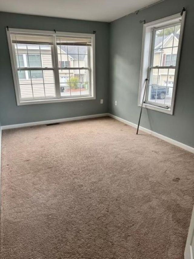 43 Cranberry Way, Manchester, NH 03109-5962