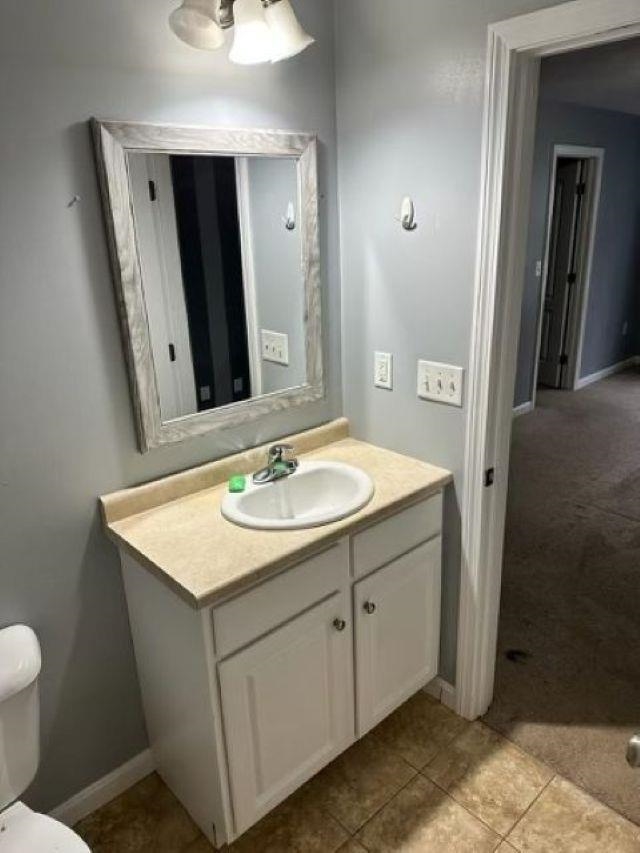 43 Cranberry Way, Manchester, NH 03109-5962