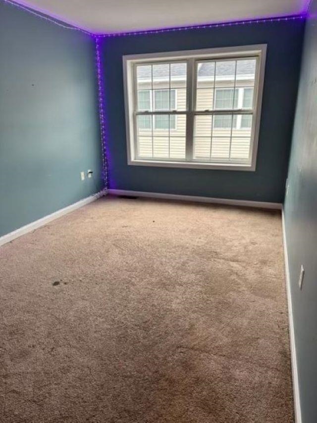 43 Cranberry Way, Manchester, NH 03109-5962