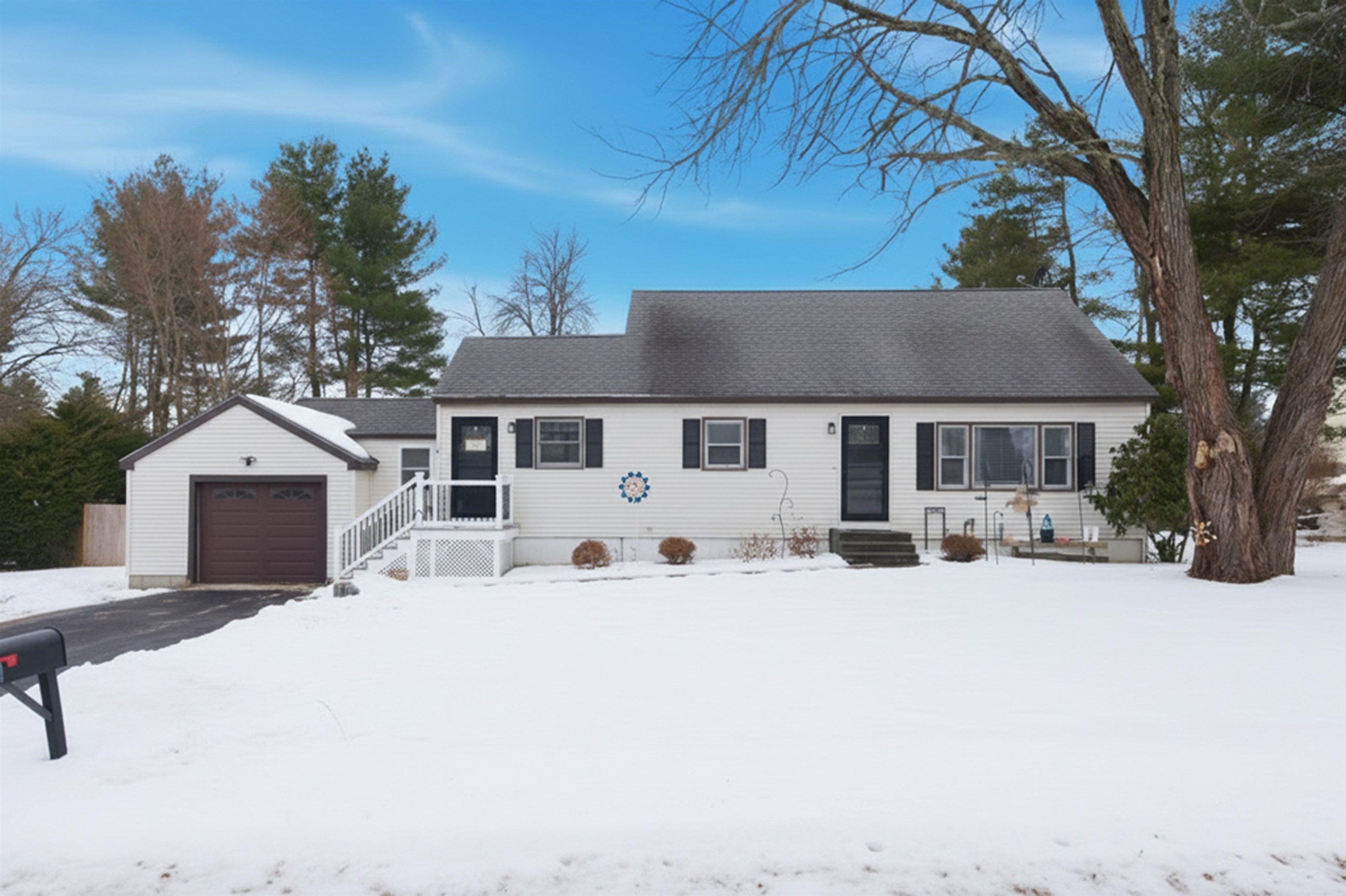 1 Lorraine St, Hudson, NH 03051