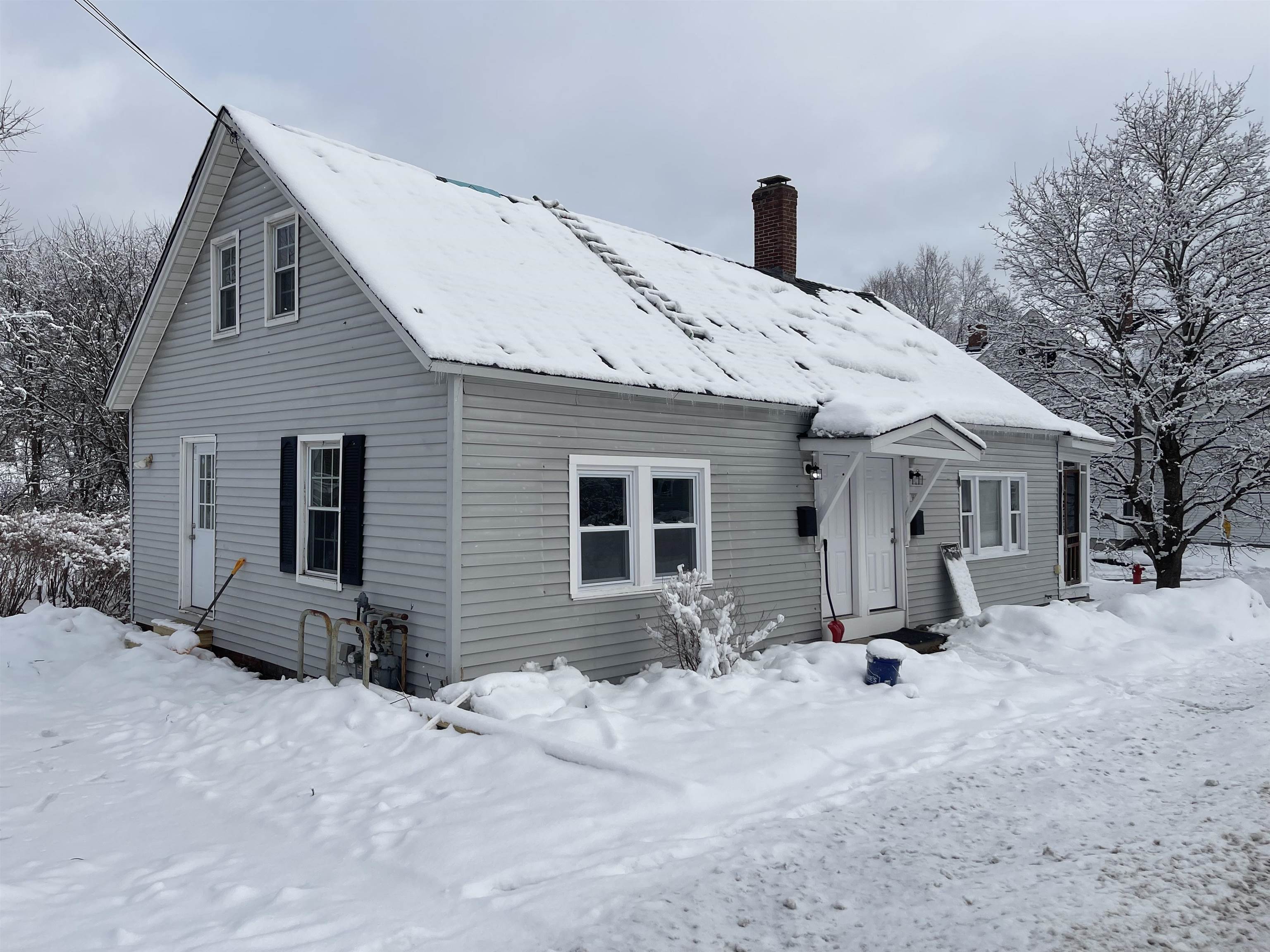 82-84 N Main St, Boscawen, NH 03303