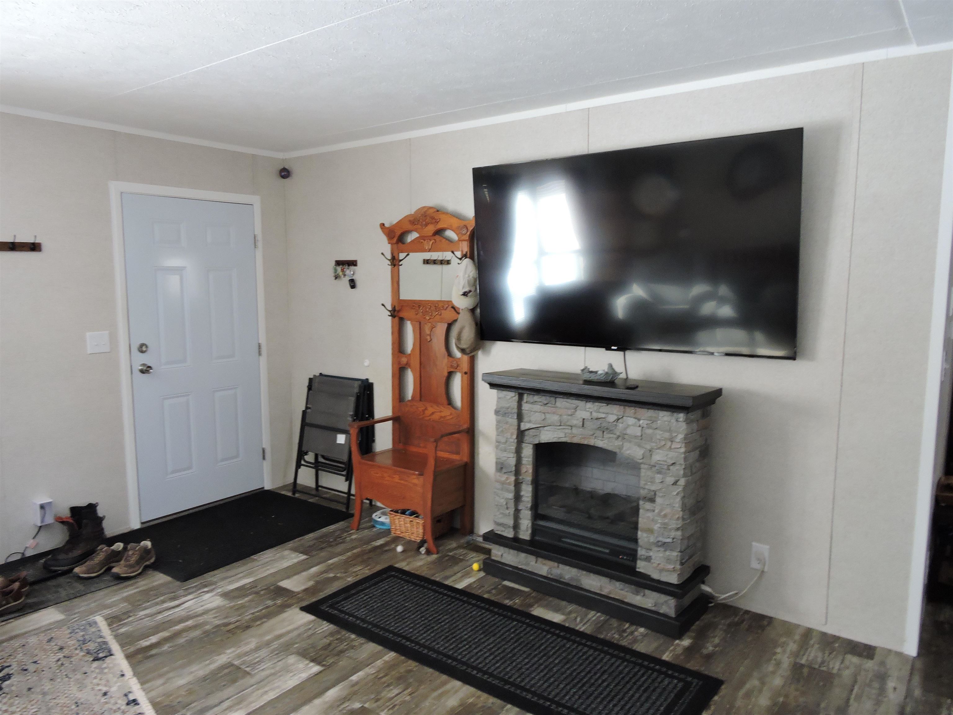 56 Third St, Barrington, NH 03825