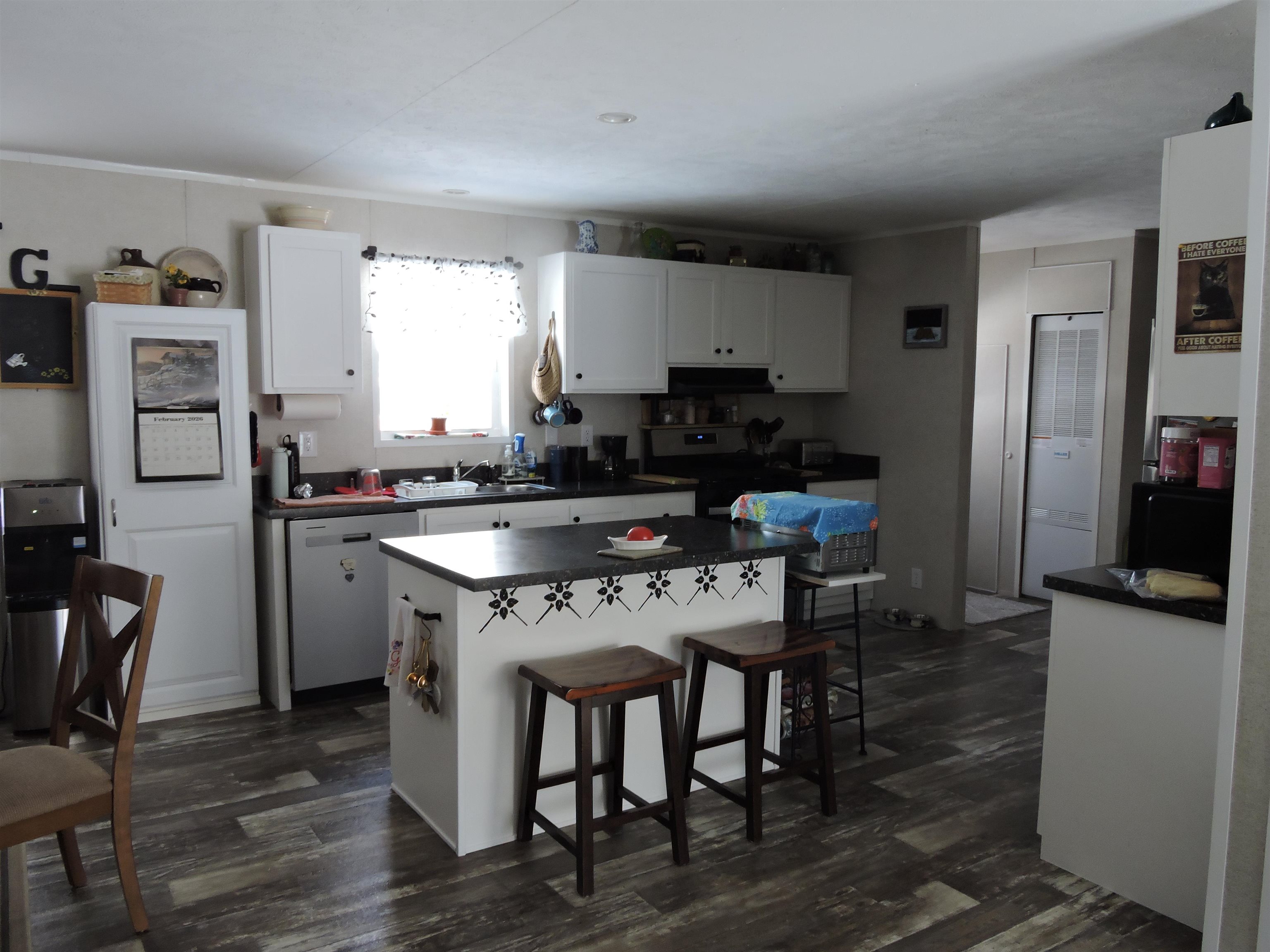 Photo 8 of 26