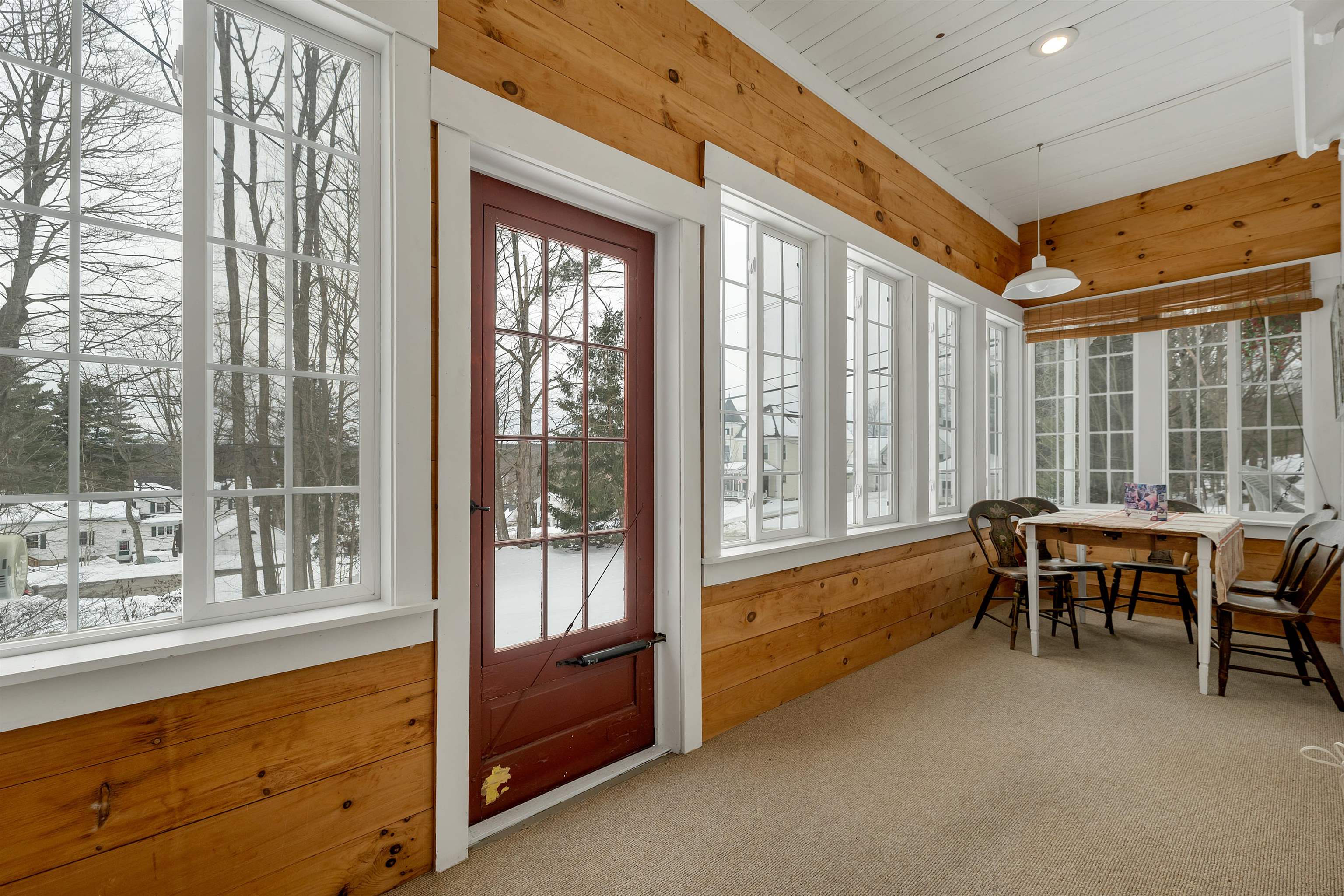 40 Old Wolfeboro Rd, Alton, NH 03809