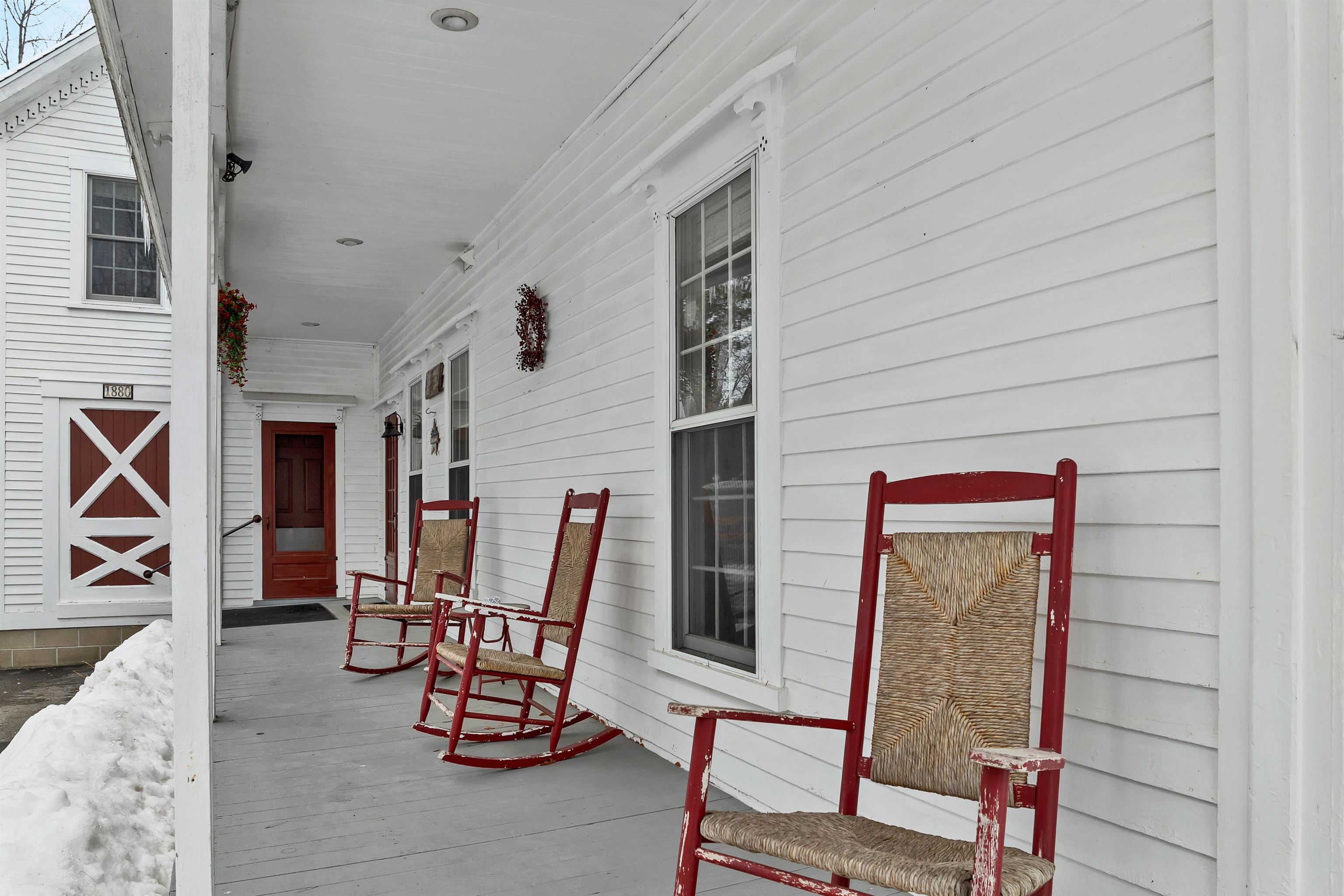 40 Old Wolfeboro Rd, Alton, NH 03809