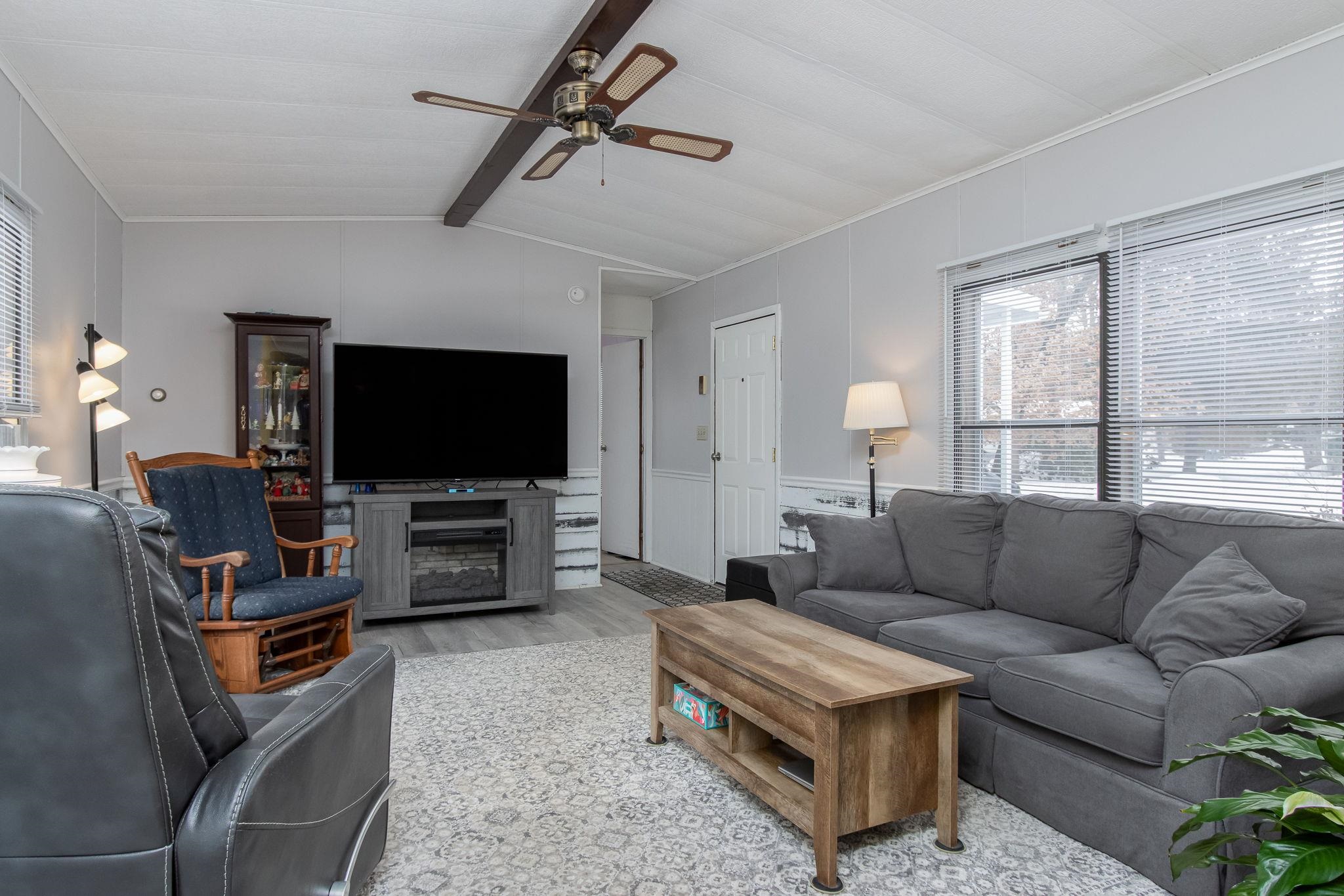 25 Village Dr, Raymond, NH 03077