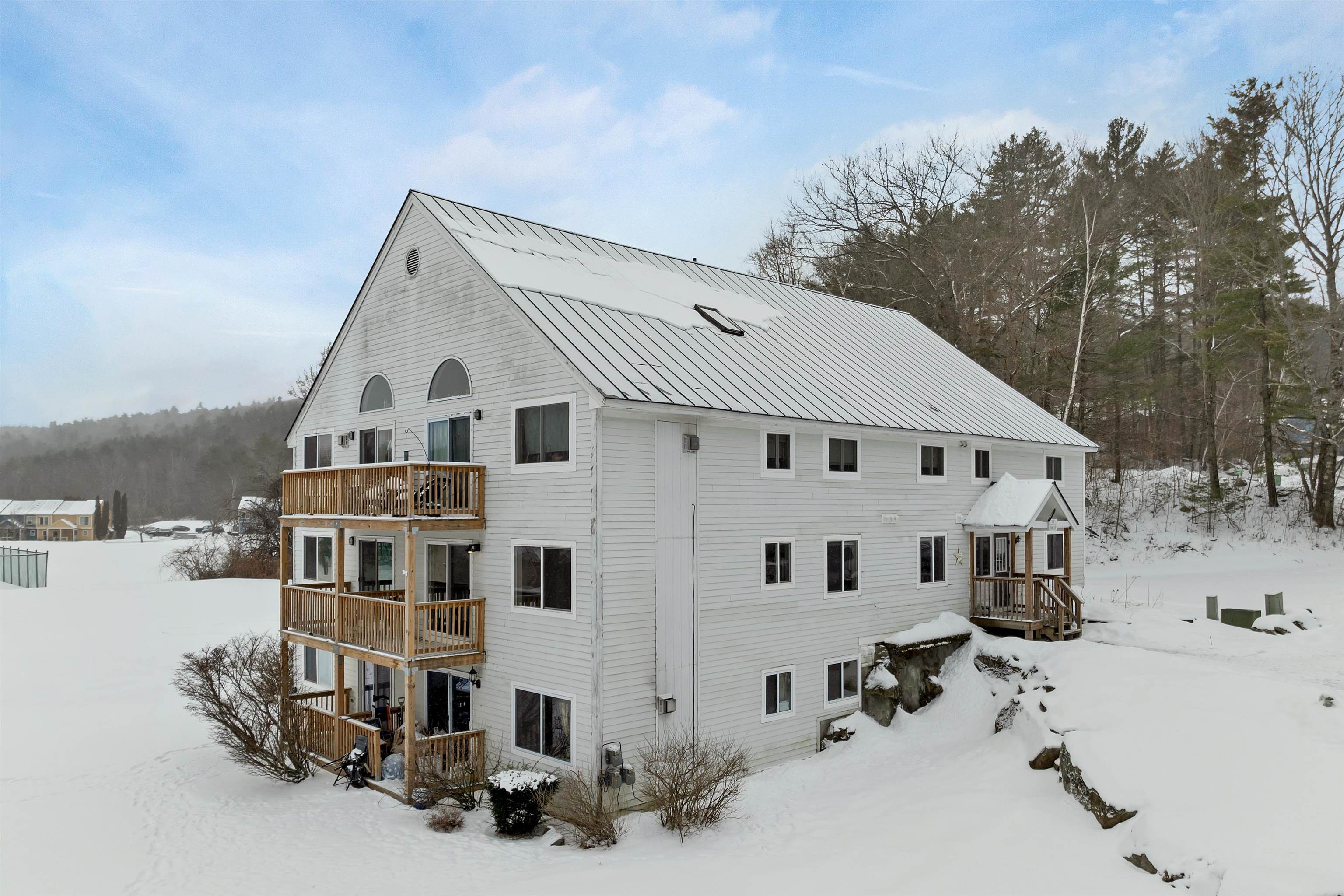 11 Marsten Ln #33, Enfield, NH 03748