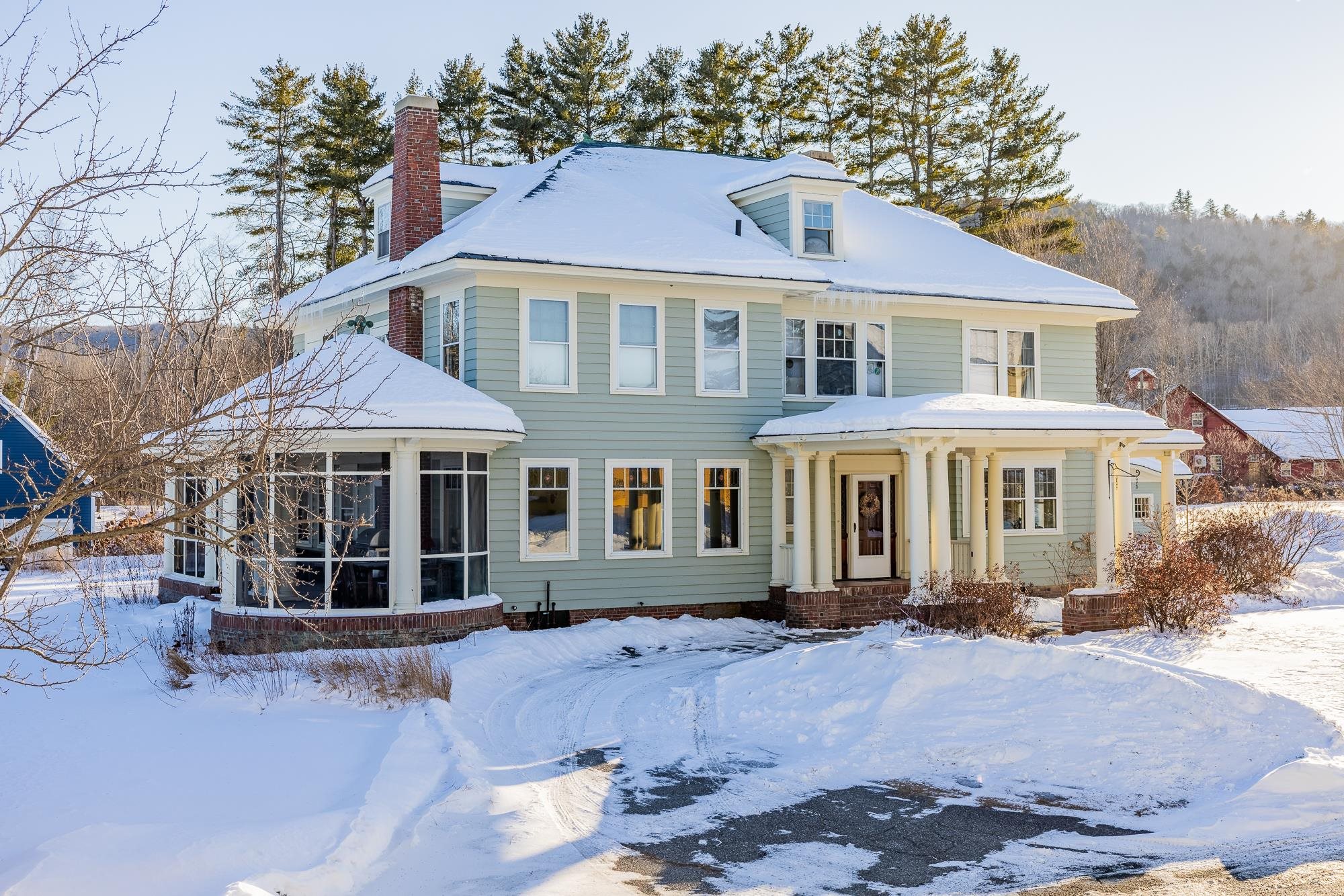 93 Chosen Vale Ln, Enfield, NH 03748