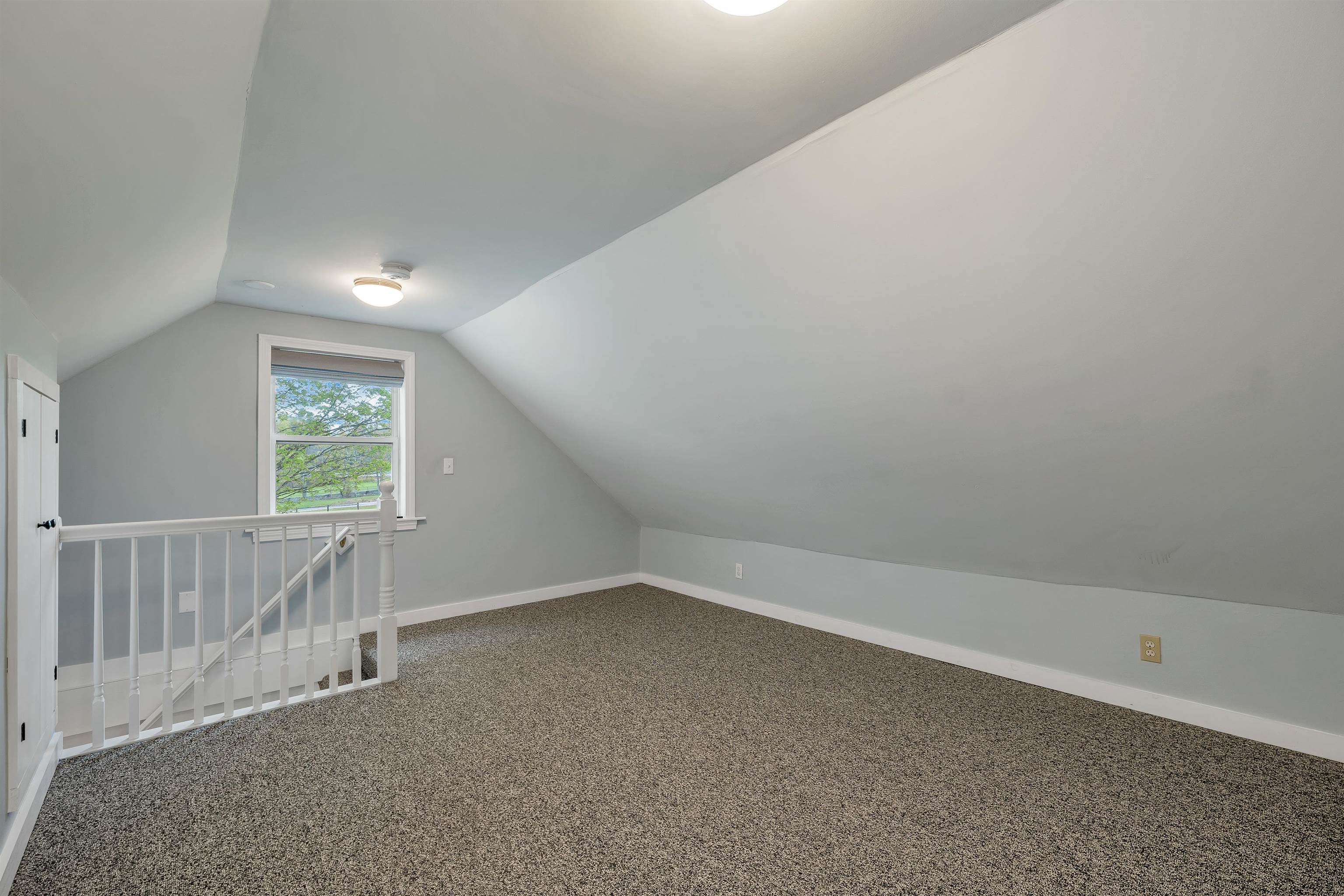 Apt Bedroom