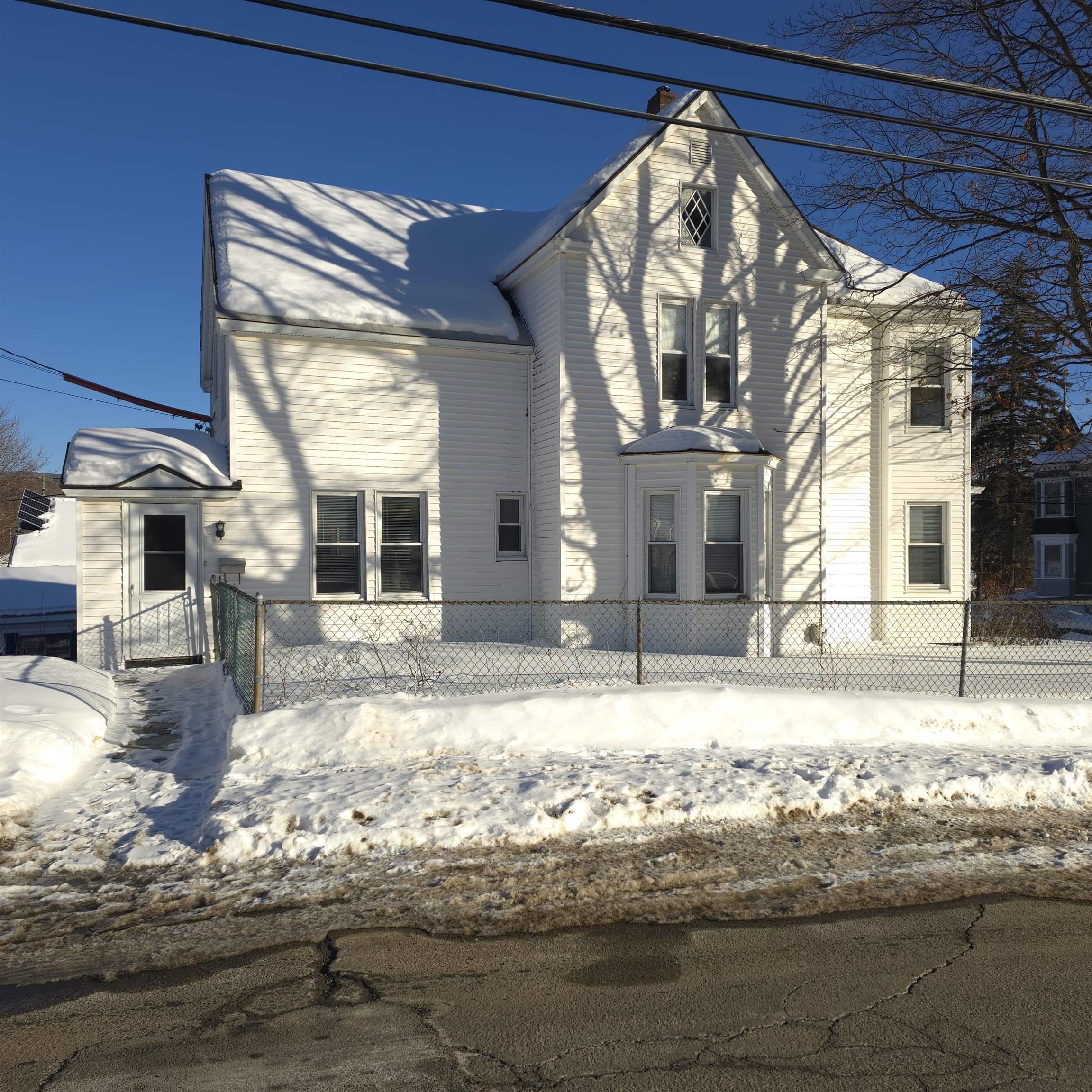 44 7th St, Berlin, NH 03570