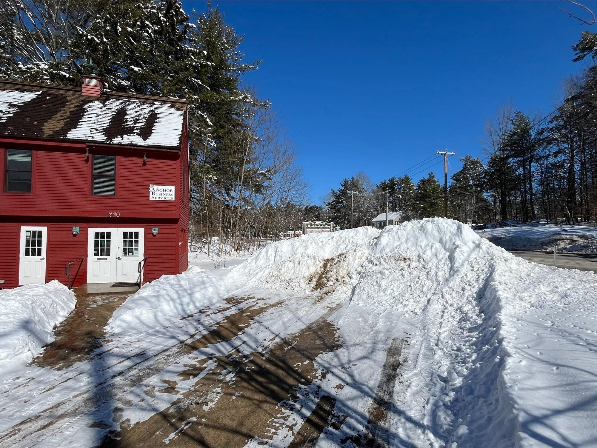 290 E Side Rd, Conway, NH 03818