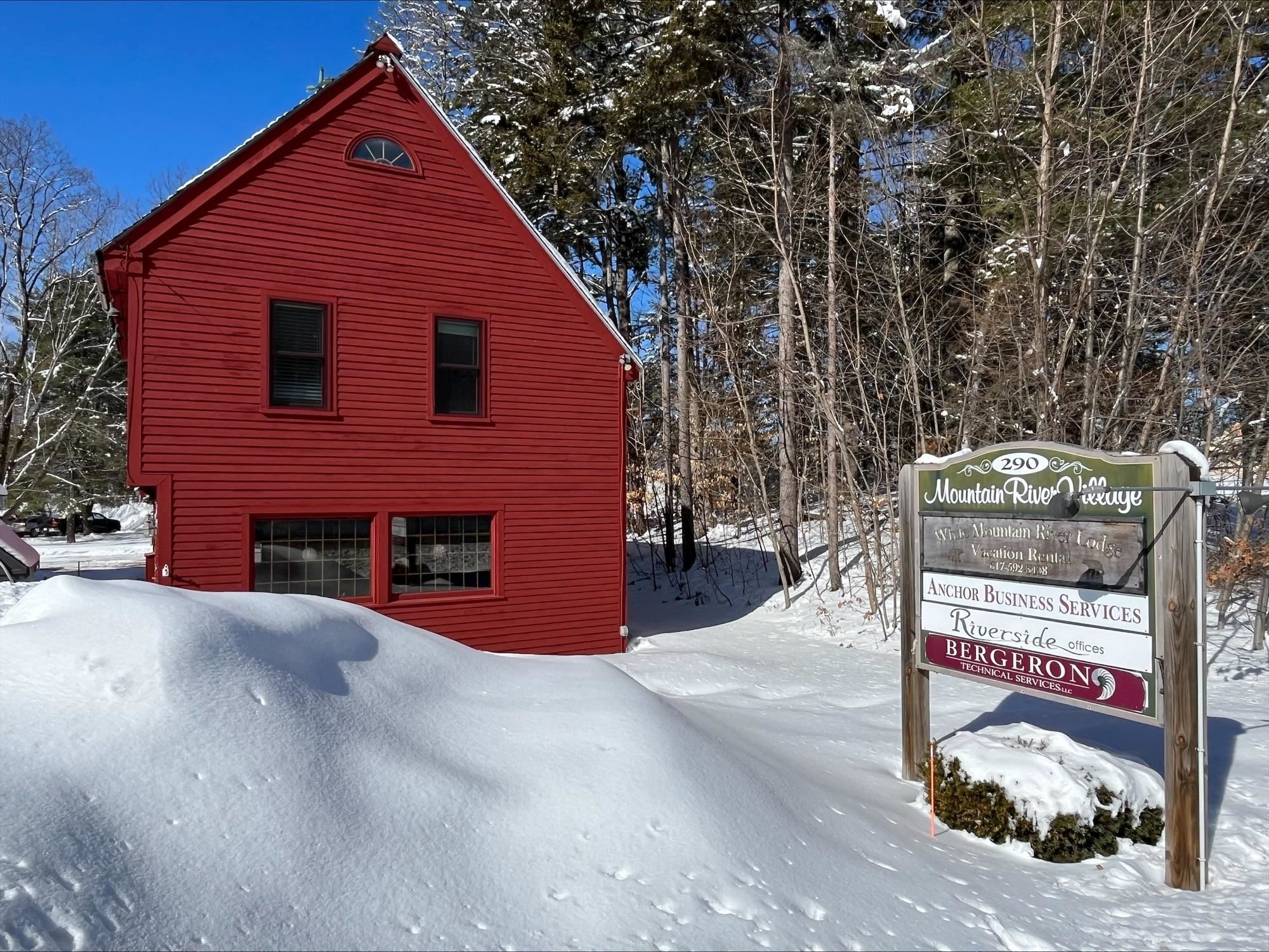 290 E Side Rd, Conway, NH 03818