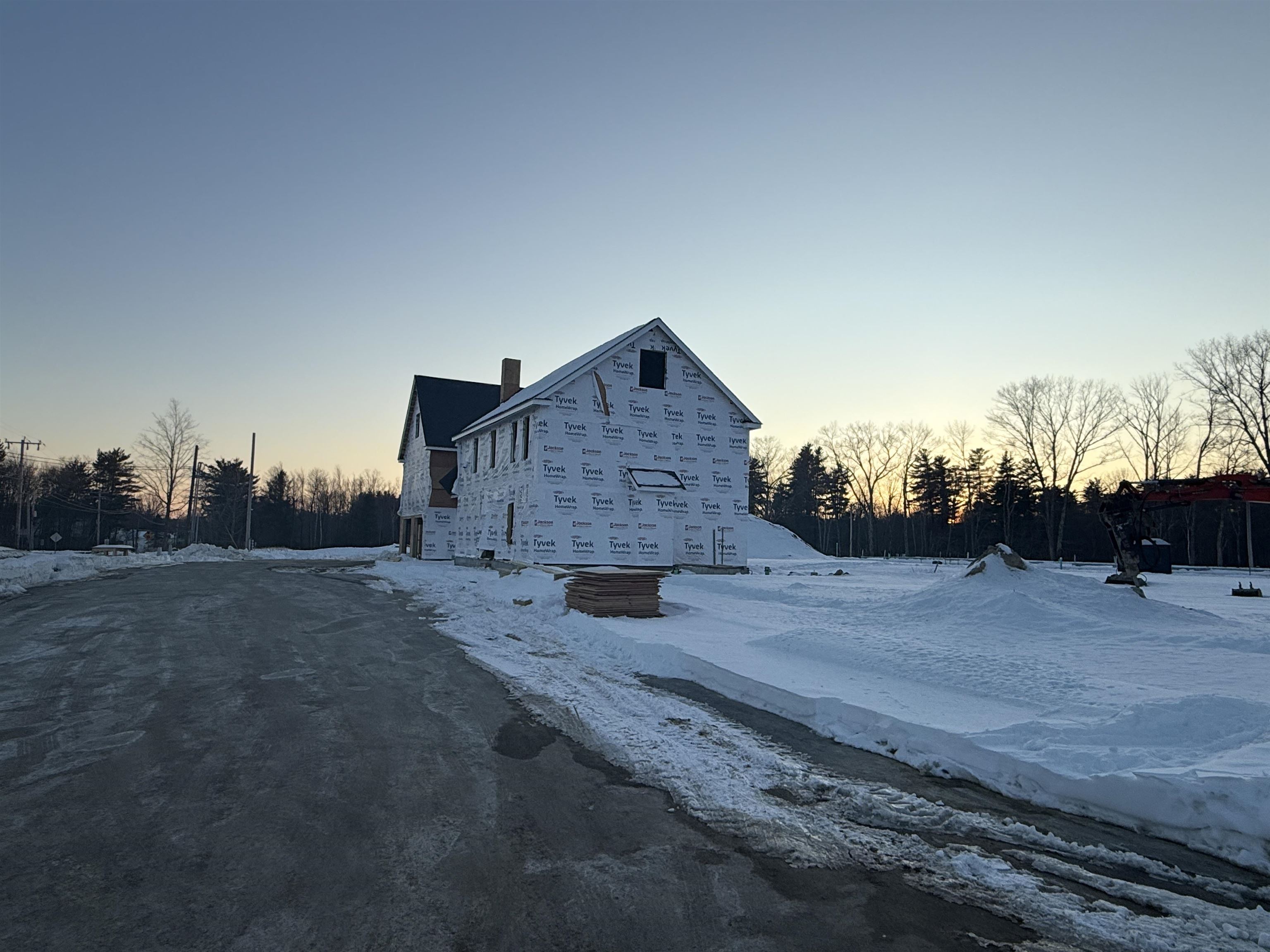 23 Main St, Candia, NH 03261