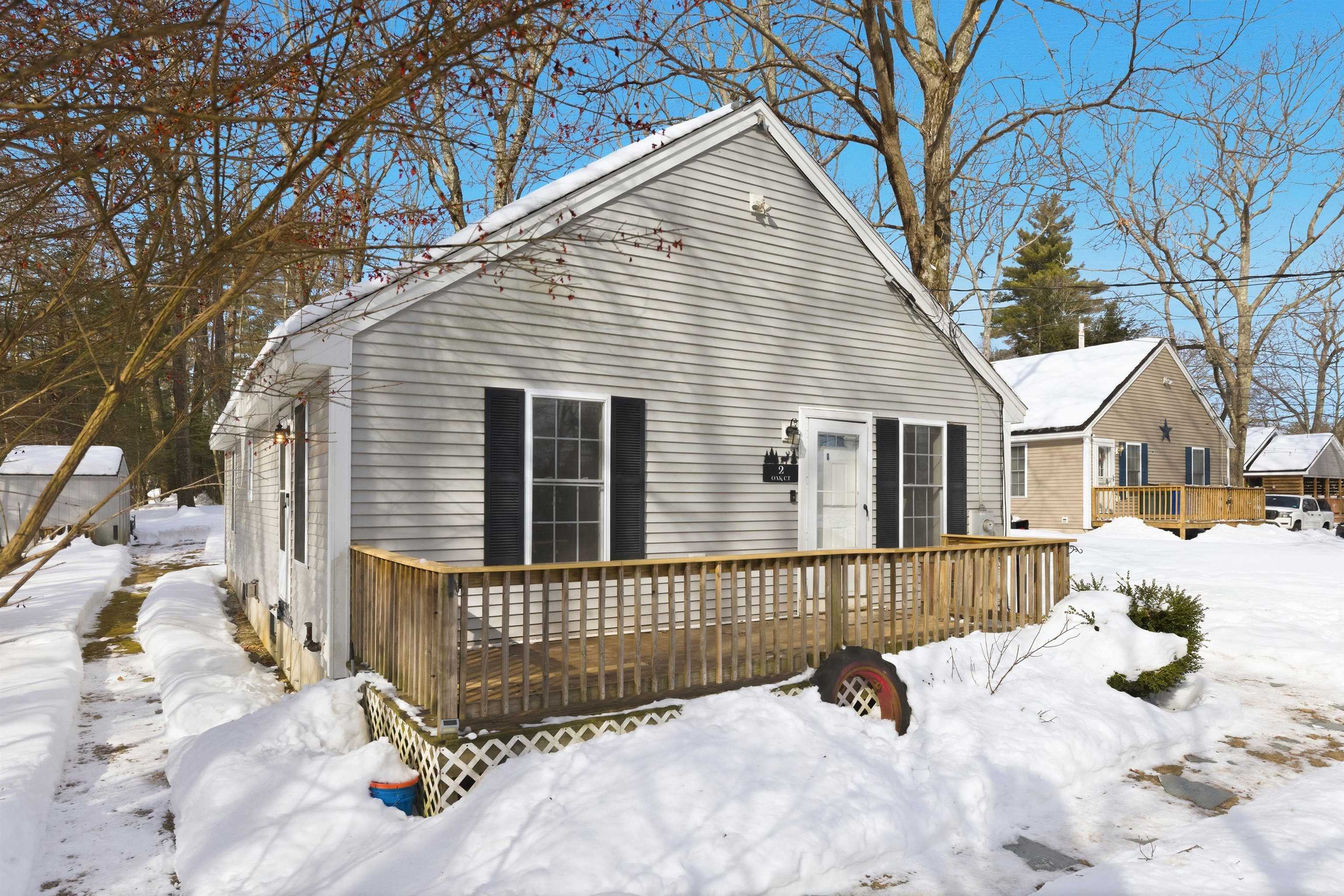 2 Oak Ct, Northwood, NH 03261