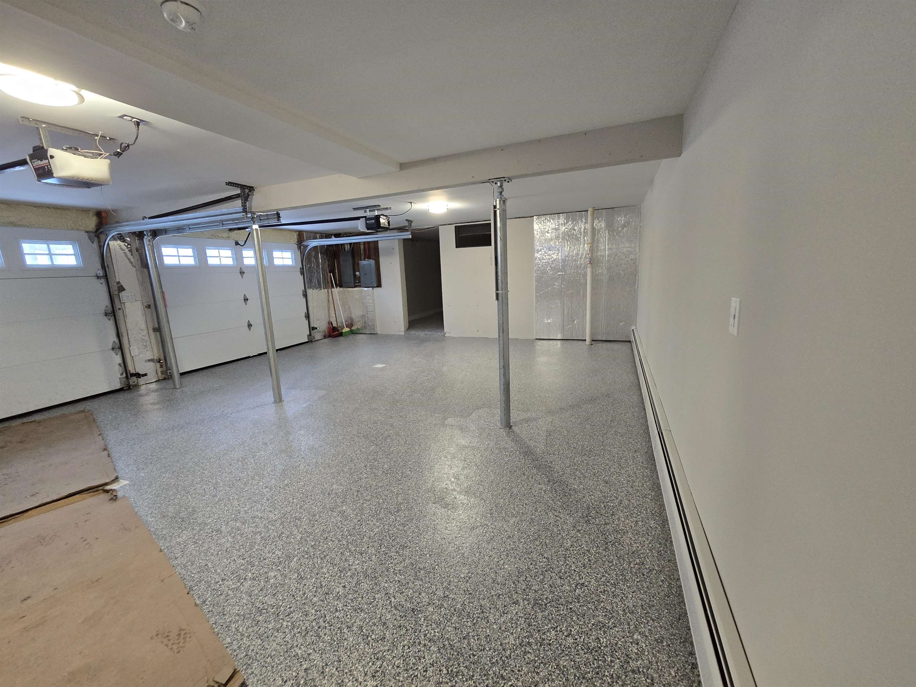 32 Homan Ln, New London, NH 03257