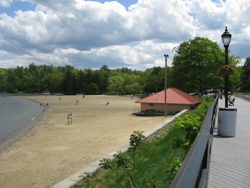 23 Treetop Cir #36, Laconia, NH 03246