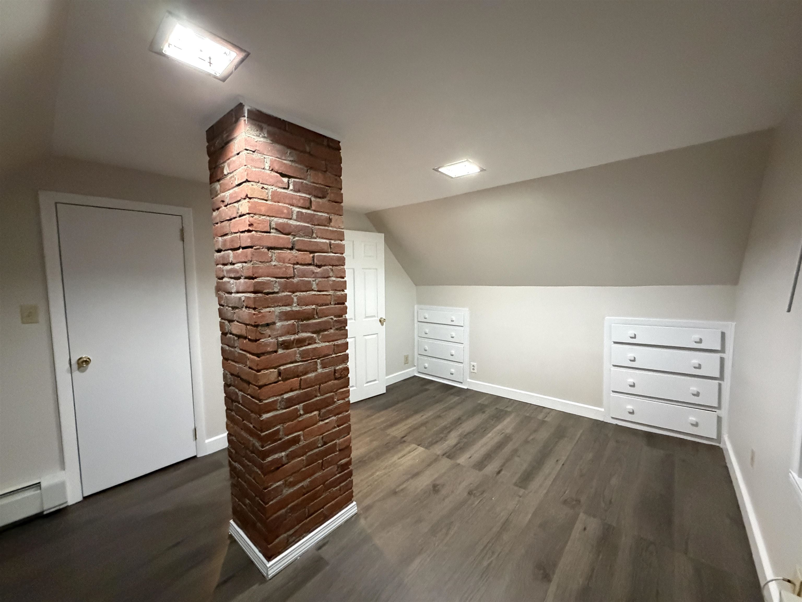 25 East Dunstable Rd, Nashua, NH 03060