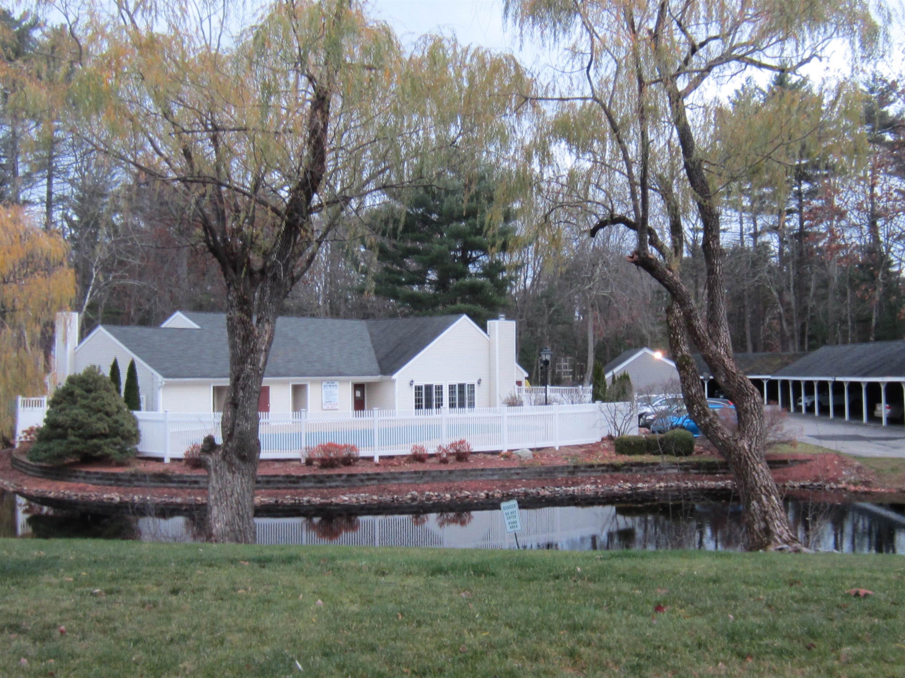 14 Northbrook Dr, Manchester, NH 03102