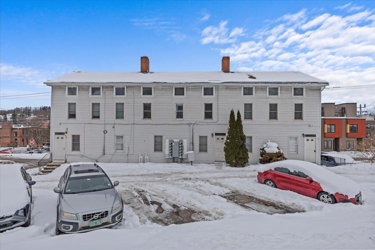 41-47 West Center Street