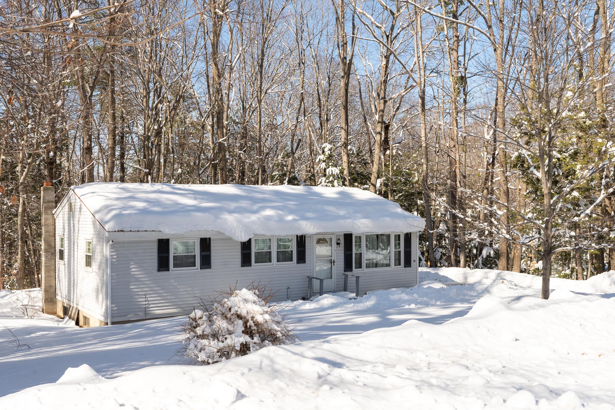 54 Woodland Grove Rd, Conway, NH 03818-0132