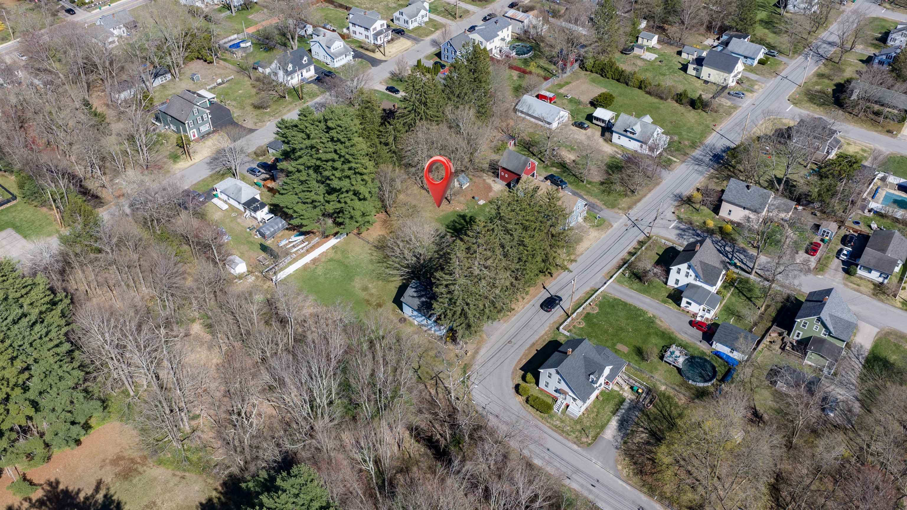 6 Adams Ave, Rochester, NH 03867